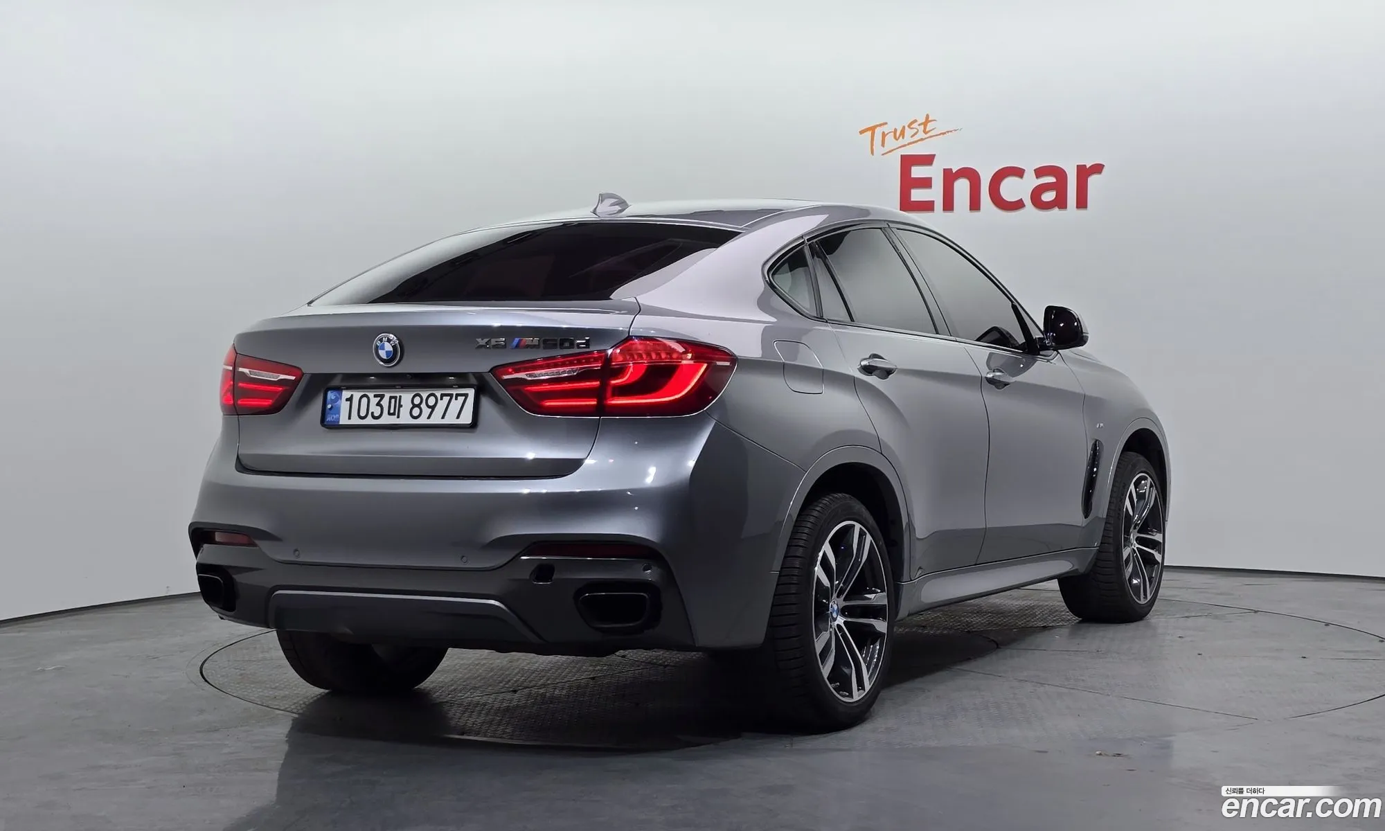 BMW X6 2018 WBAKV6104J0W37256 — 8