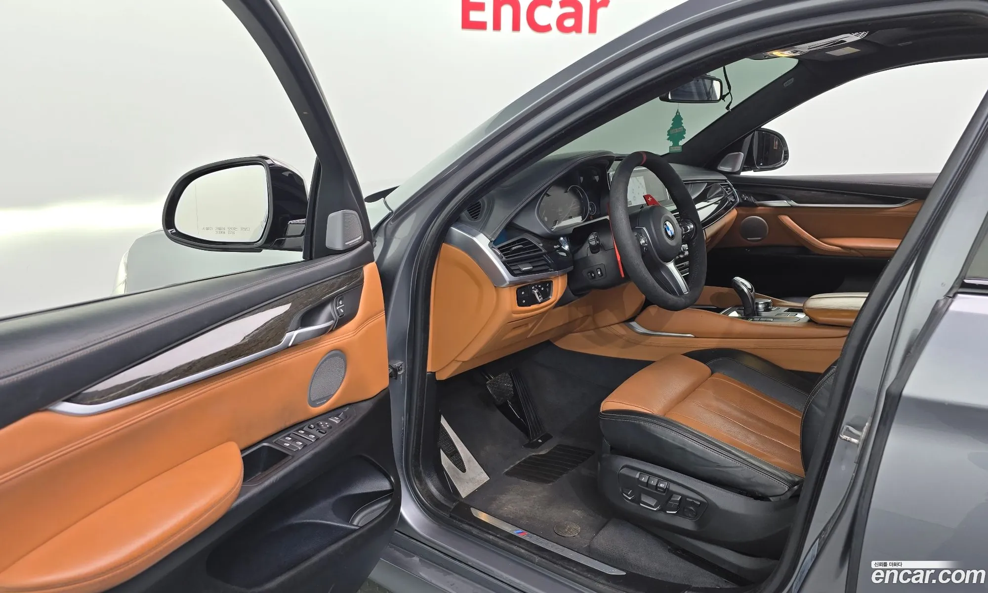 BMW X6 2018 WBAKV6104J0W37256 — 16