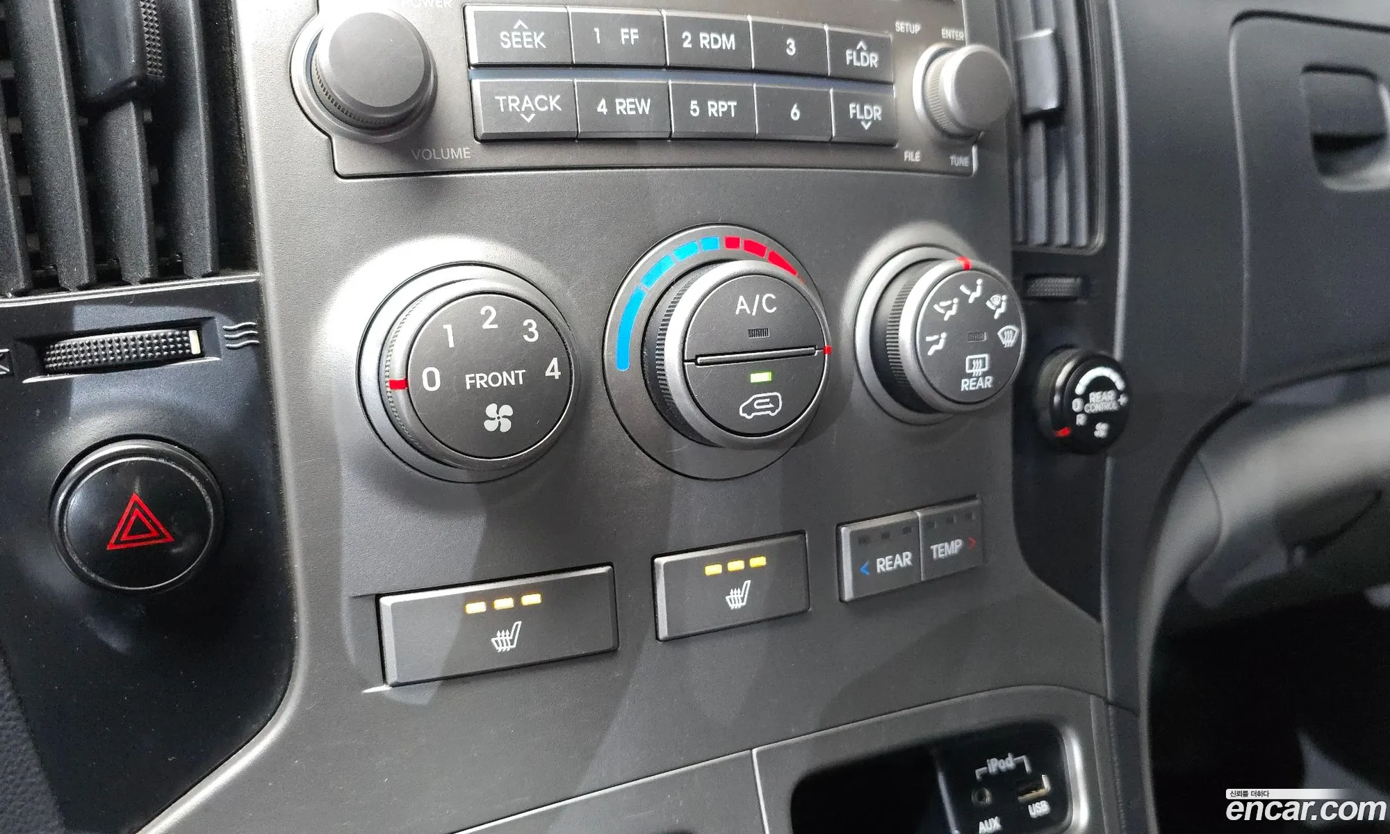 Hyundai Grand Starex 2013 — 2