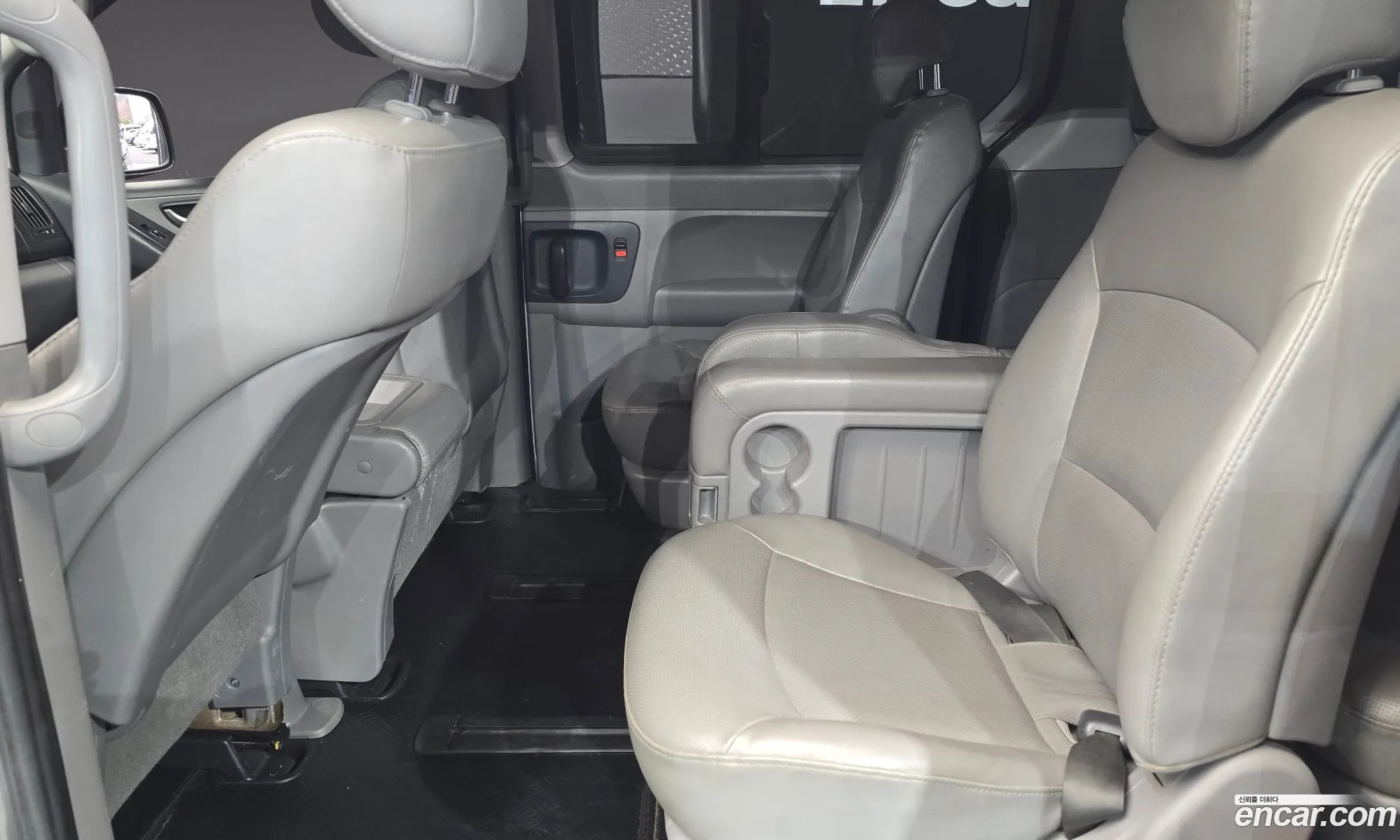 Hyundai Grand Starex 2013 — 8