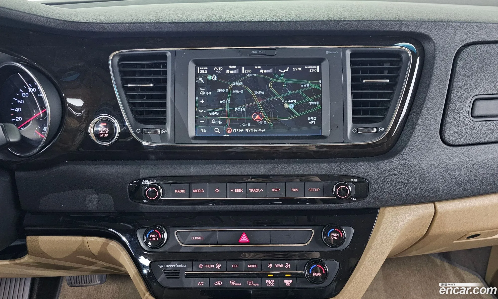 Kia Carnival 2018 — 8