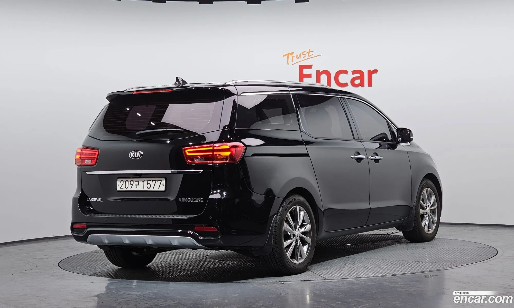 Kia Carnival 2018 — 11