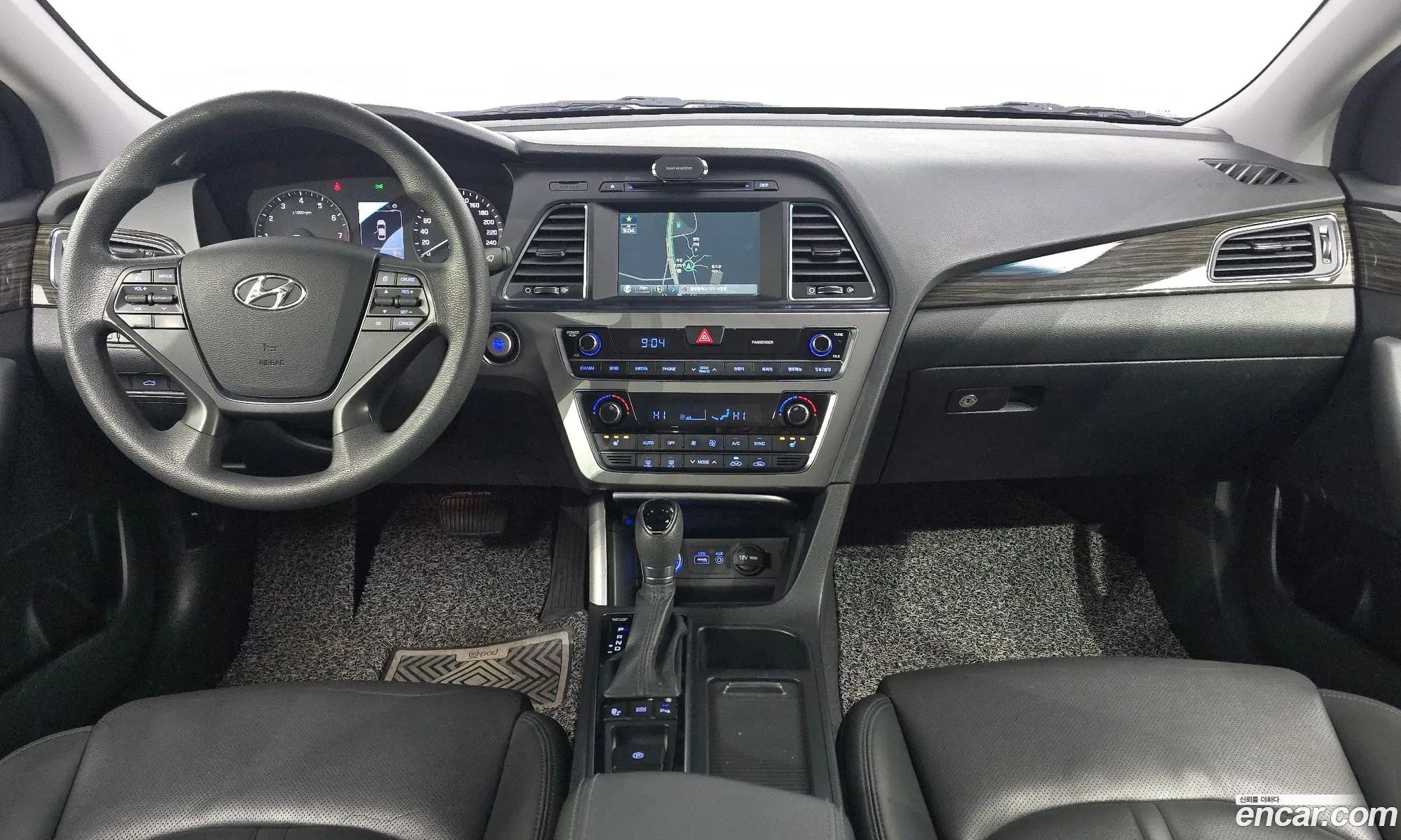 Hyundai LF Sonata 2014 — 6