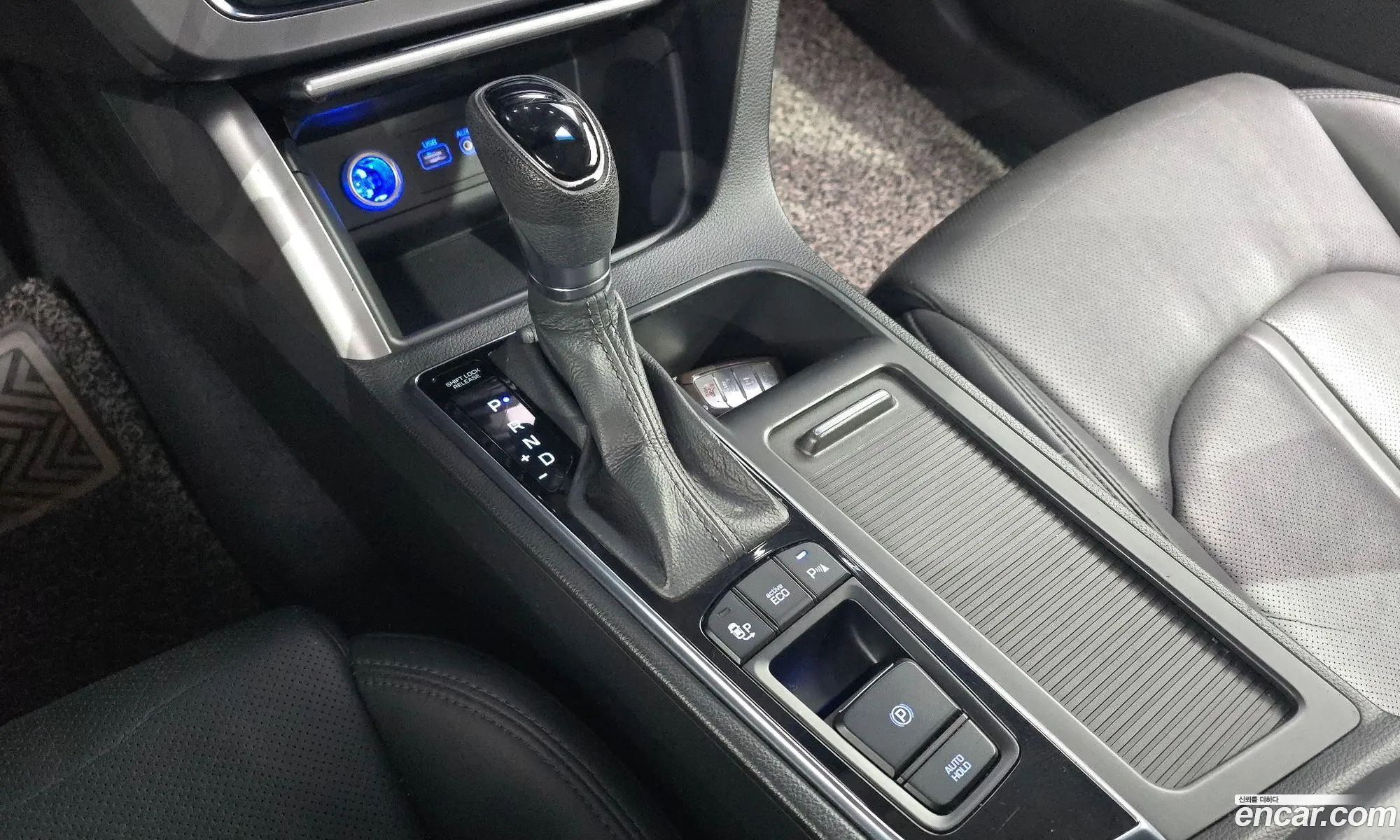 Hyundai LF Sonata 2014 — 16