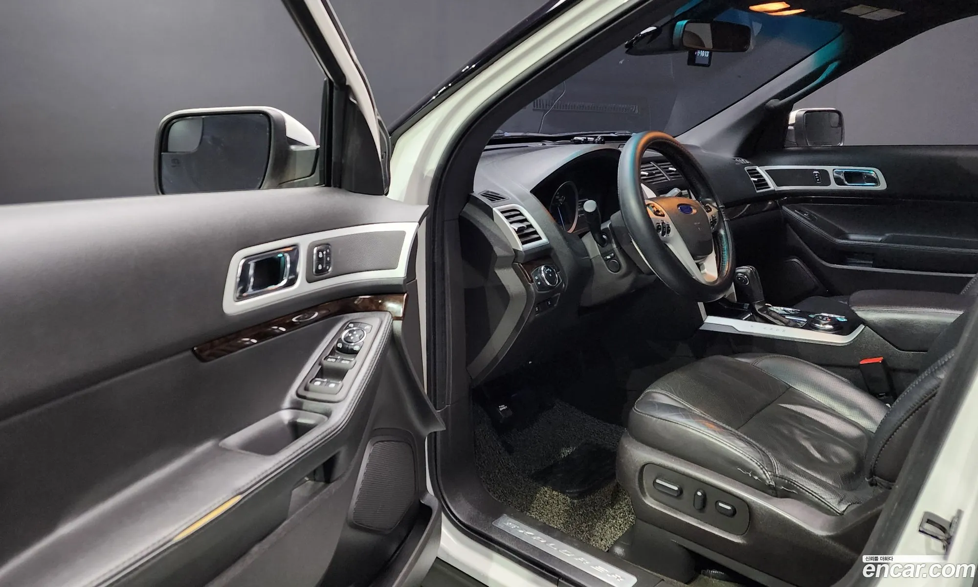 Ford Explorer 2014 1FM5K8F86EGA82886 — 17