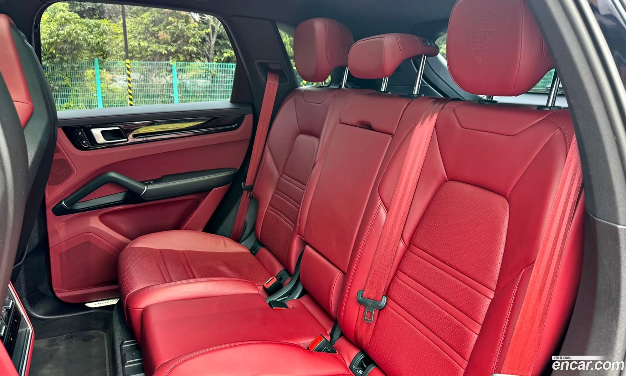 Porsche Cayenne 2019 — 12