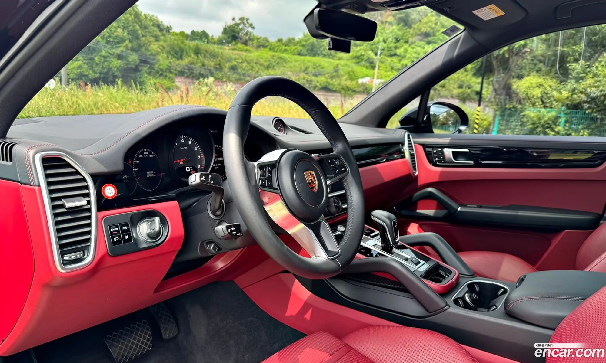 Porsche Cayenne 2019 — 14