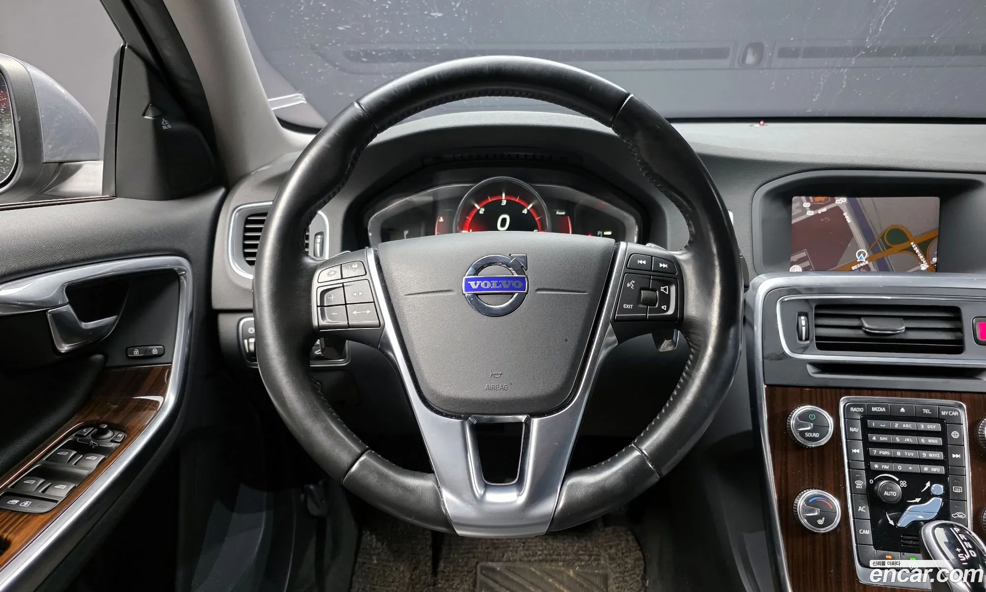 Volvo S60 2018 — 3