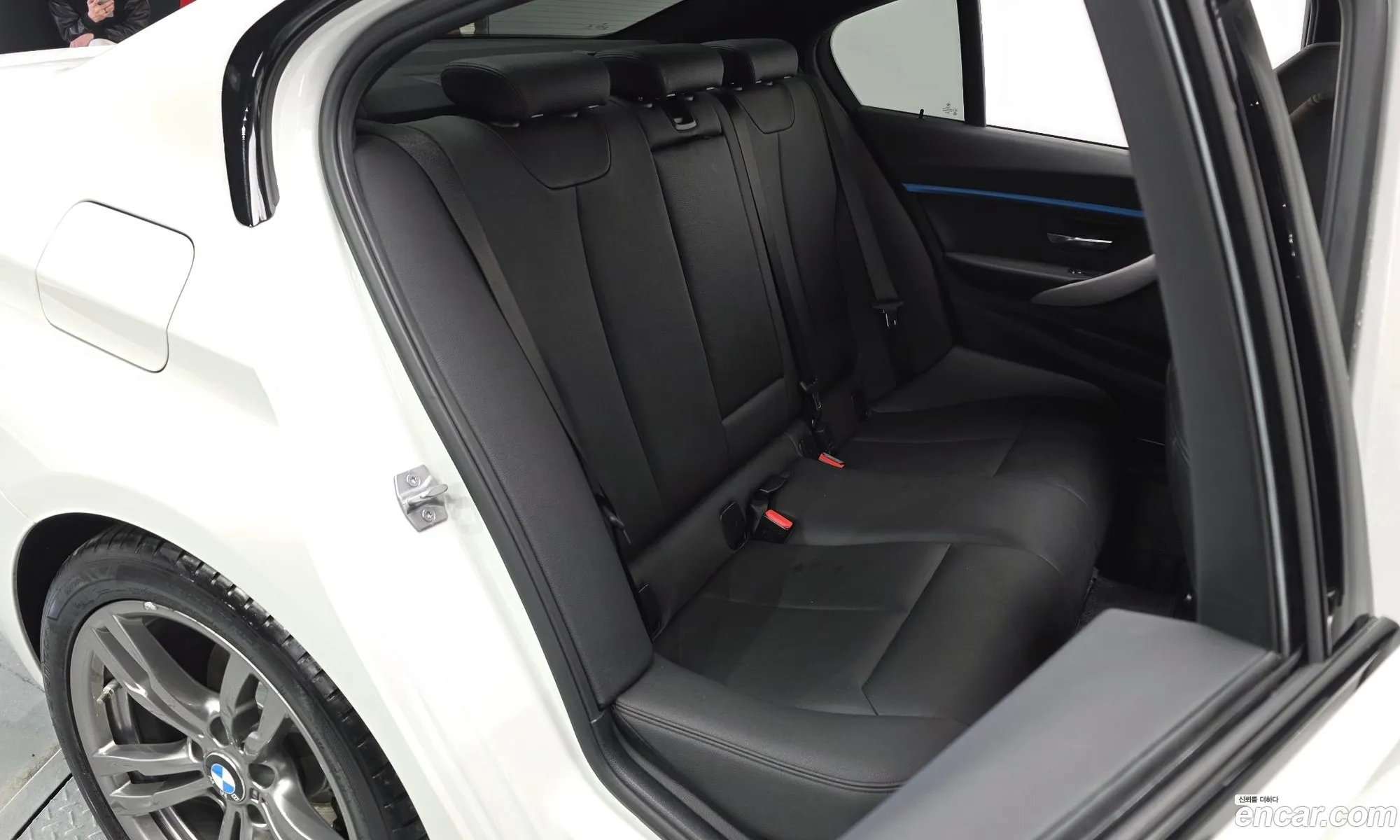 BMW 3 Series 2018 WBA8A9107JAE92122 — 15
