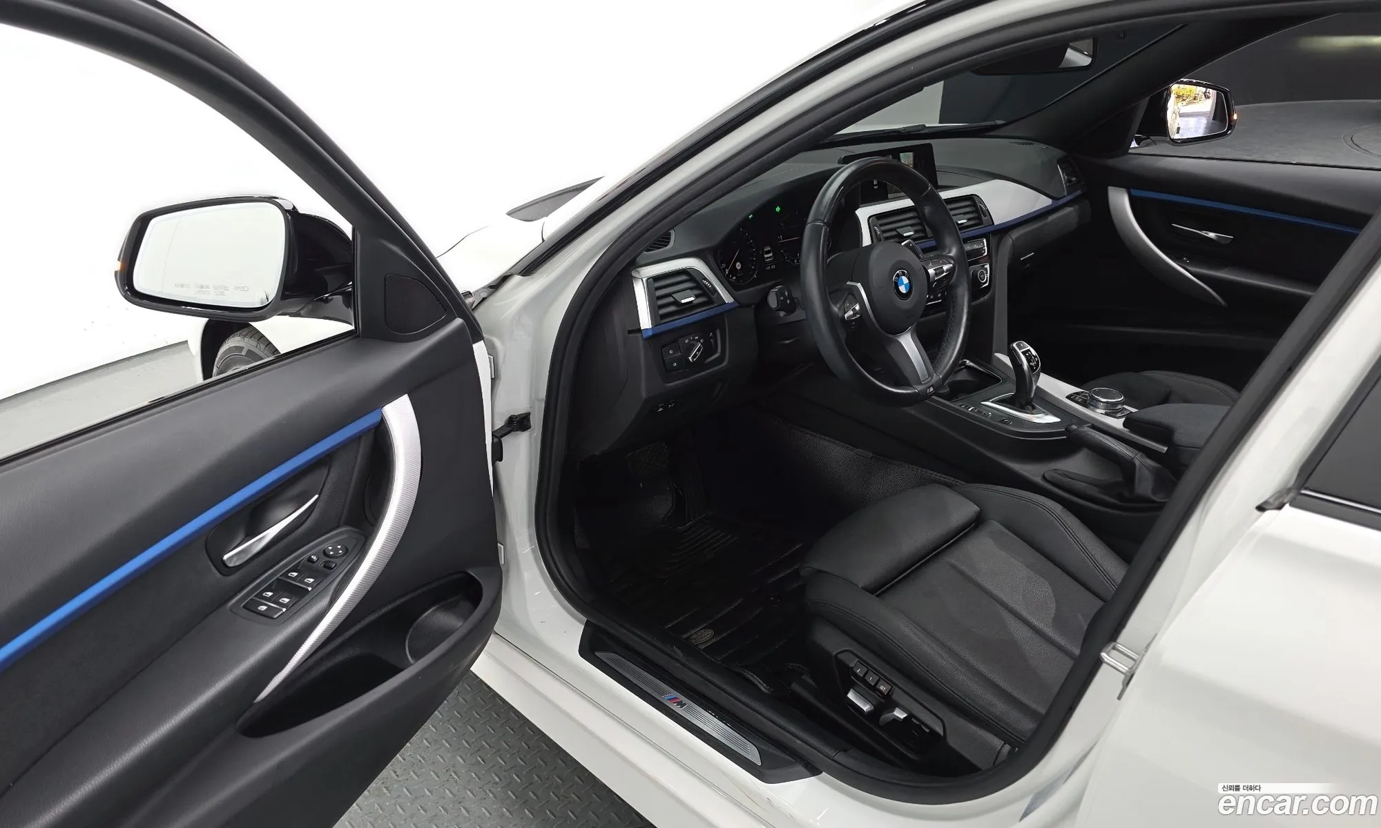 BMW 3 Series 2018 WBA8A9107JAE92122 — 7
