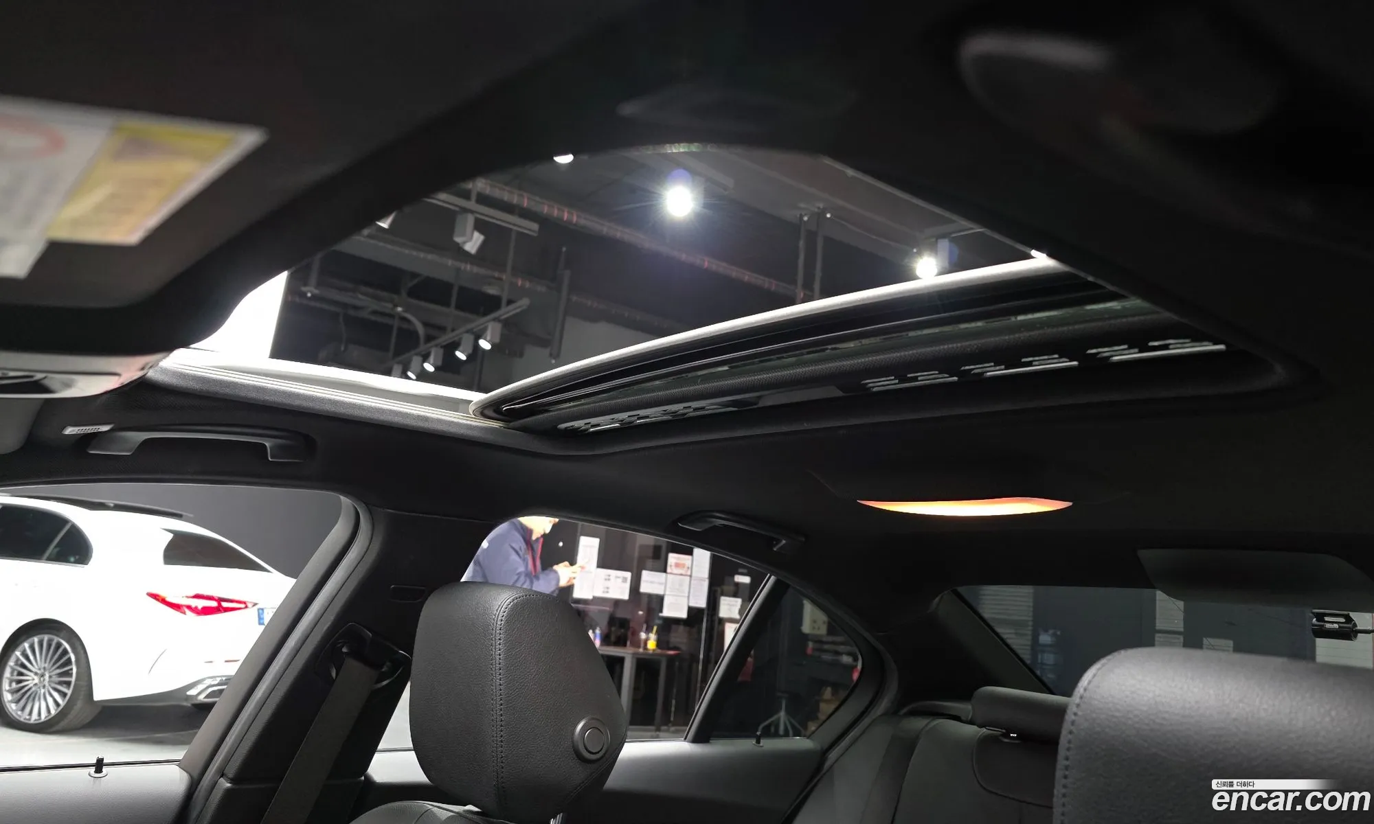 BMW 3 Series 2018 WBA8A9107JAE92122 — 6