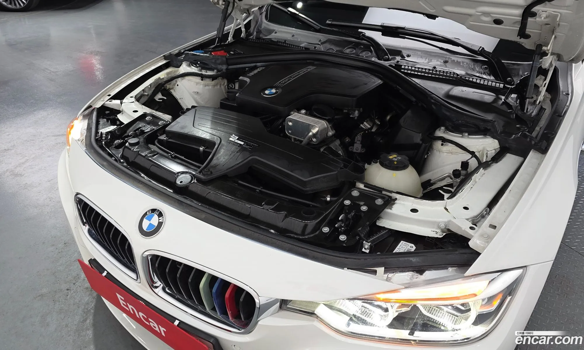 BMW 3 Series 2018 WBA8A9107JAE92122 — 13