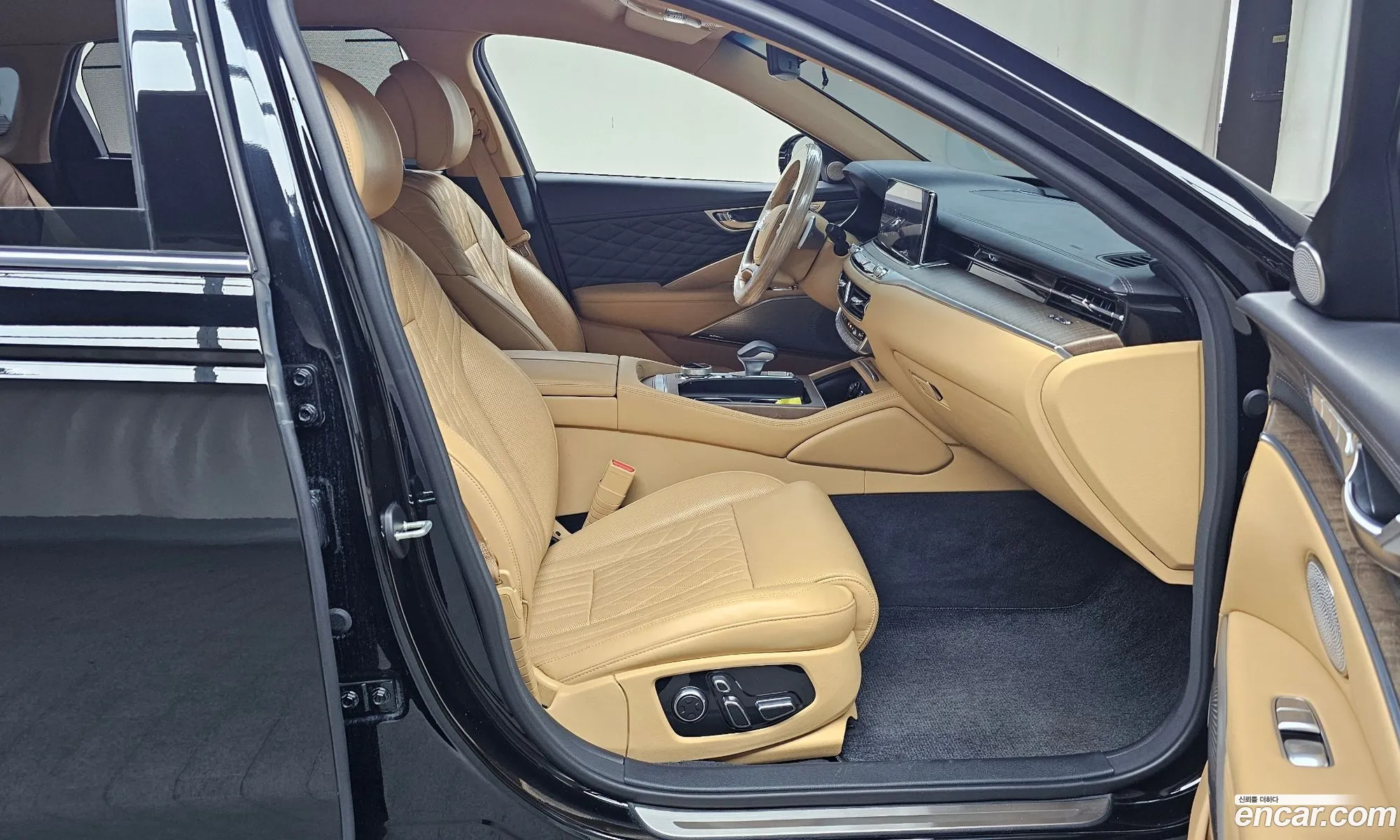 Kia K9 2023 — 15