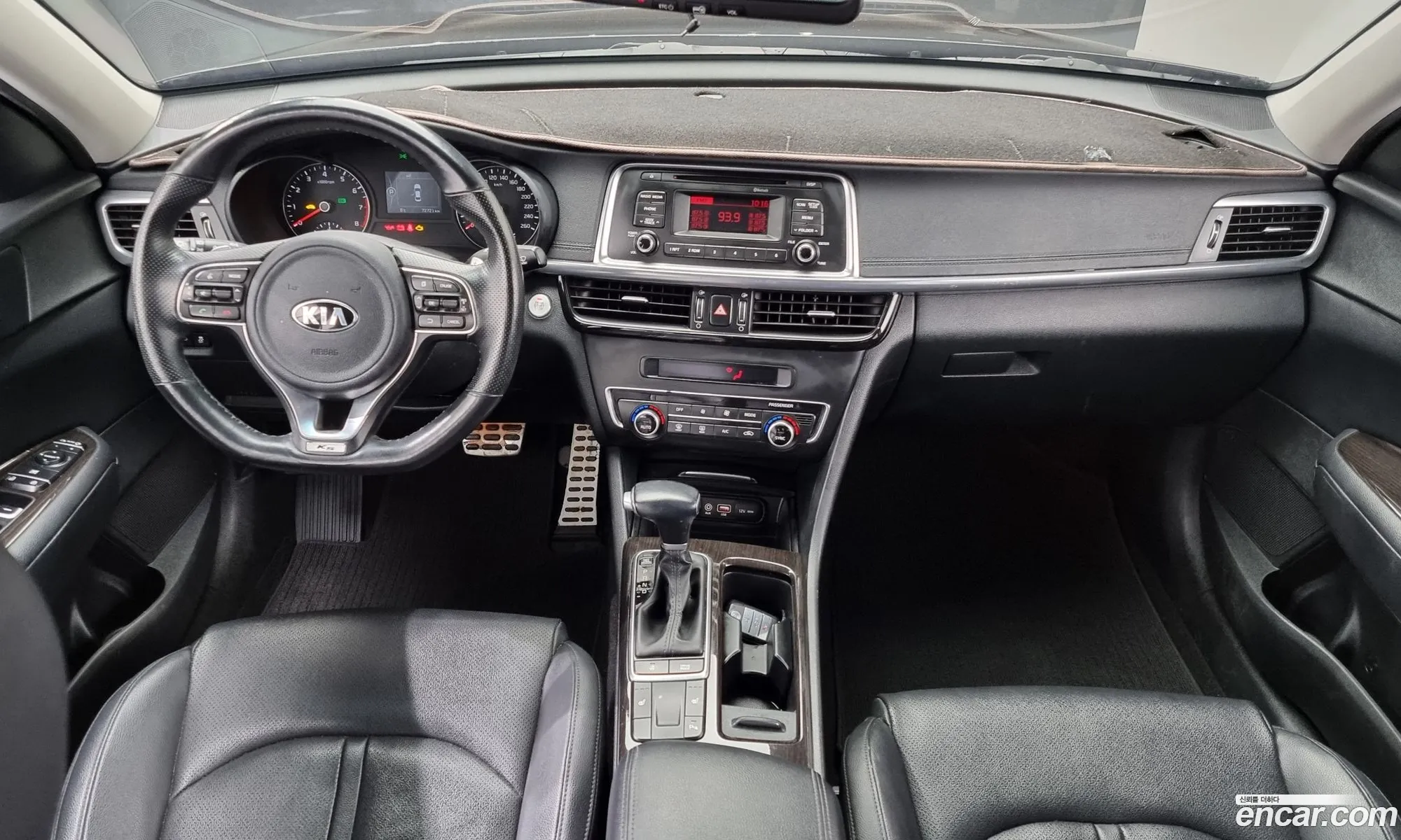 Kia K5 2016 KNAGX411BHA119017 — 8