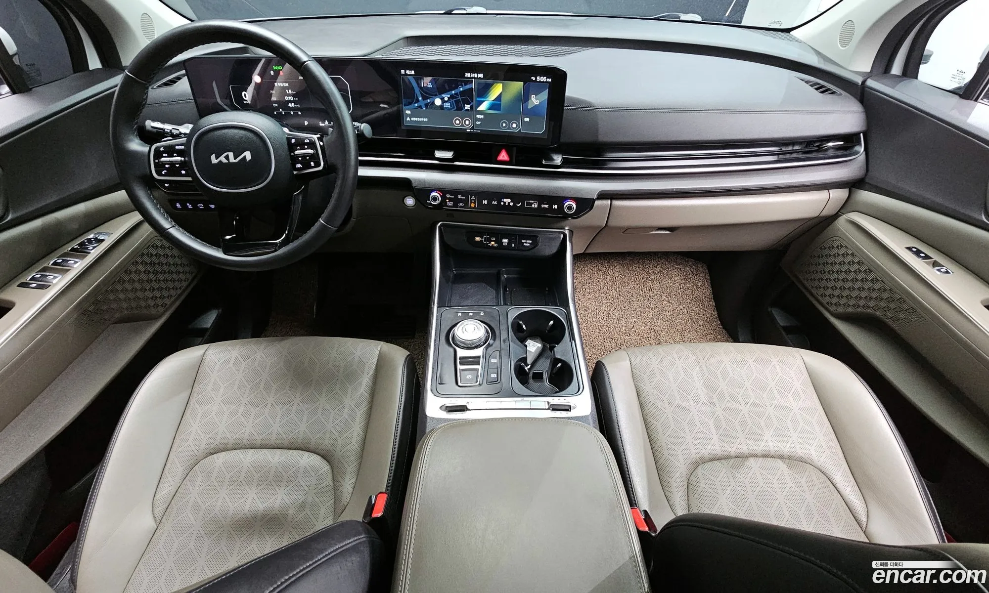 Kia Carnival 2024 — 5