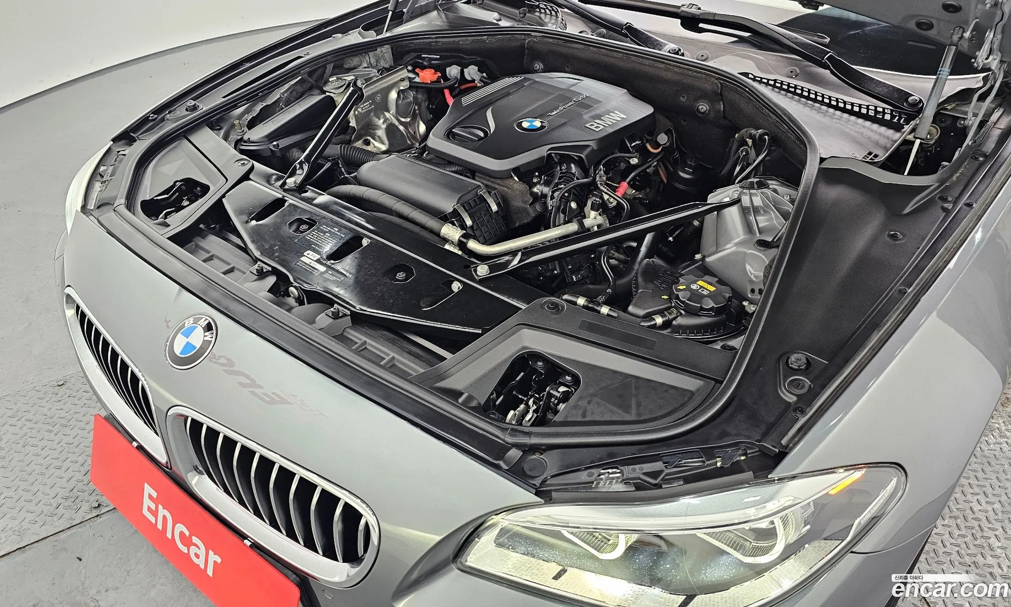 BMW 5 Series 2016 WBA5E5105GG205024 — 4
