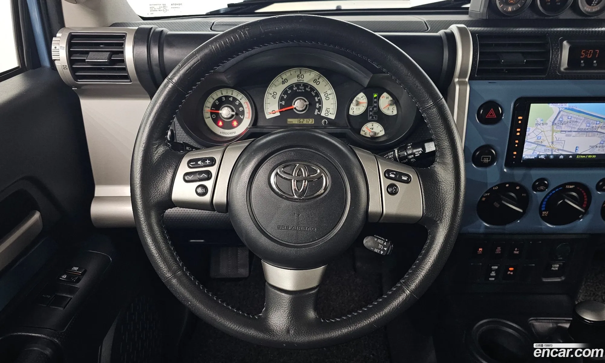 Toyota FJ Cruiser 2014 — 15