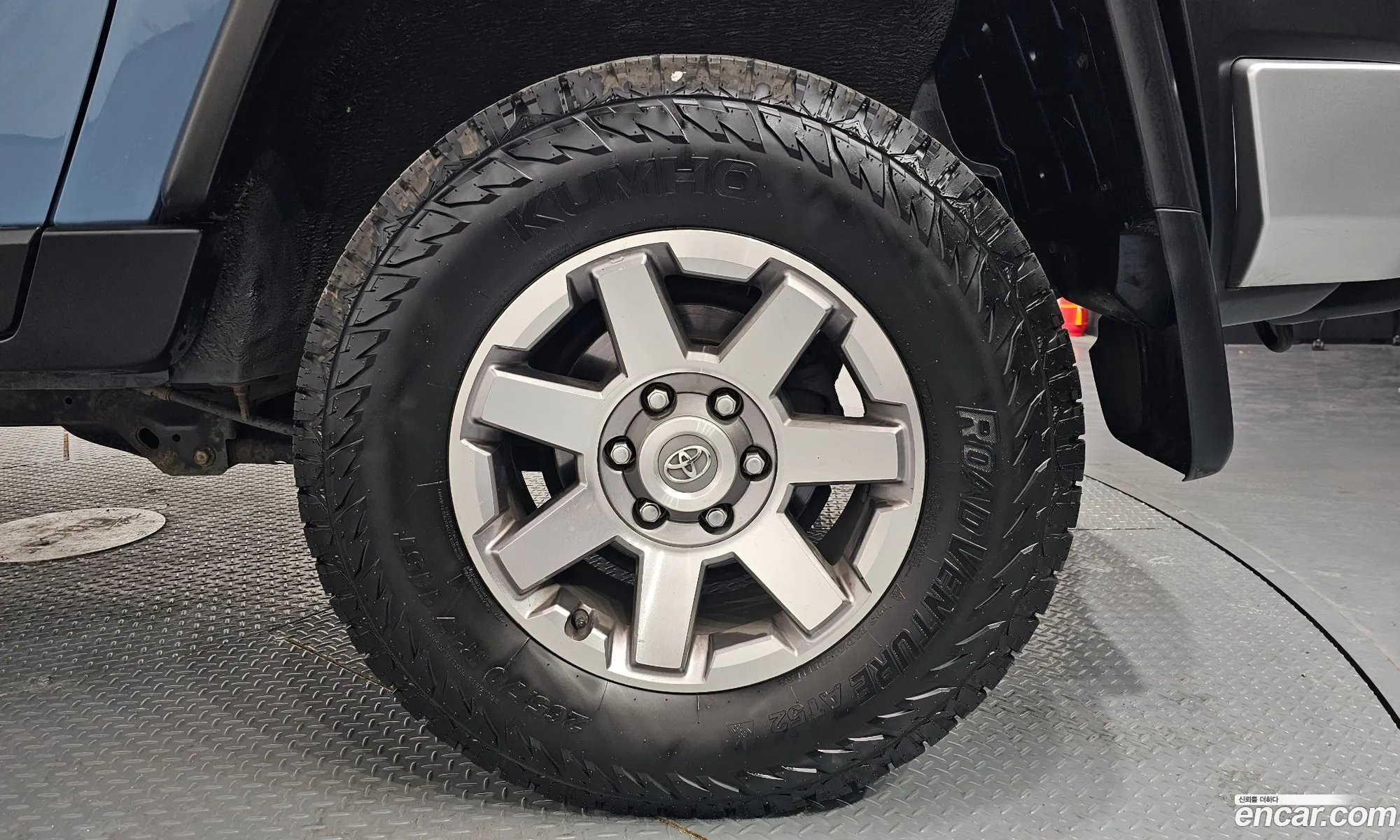 Toyota FJ Cruiser 2014 — 18