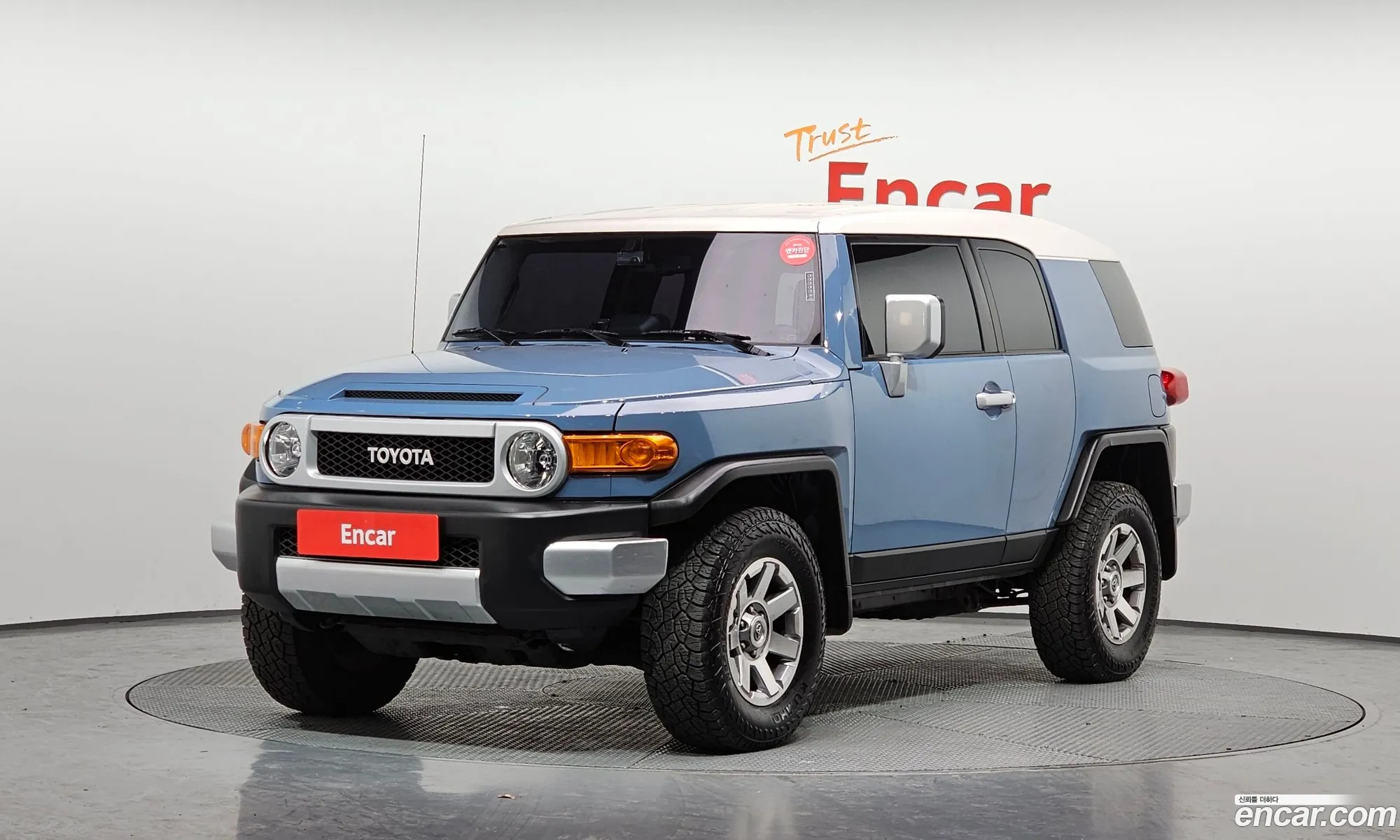 Toyota FJ Cruiser 2014 — 13
