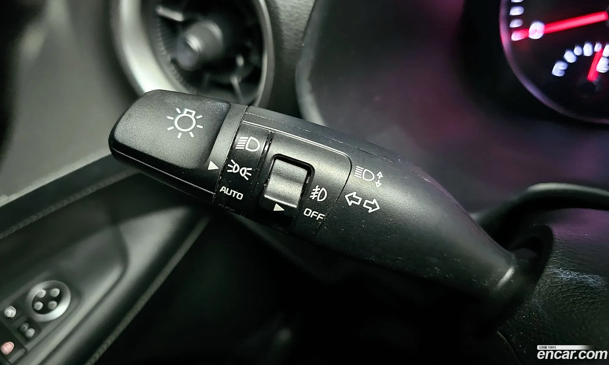 Kia K3 2018 — 9