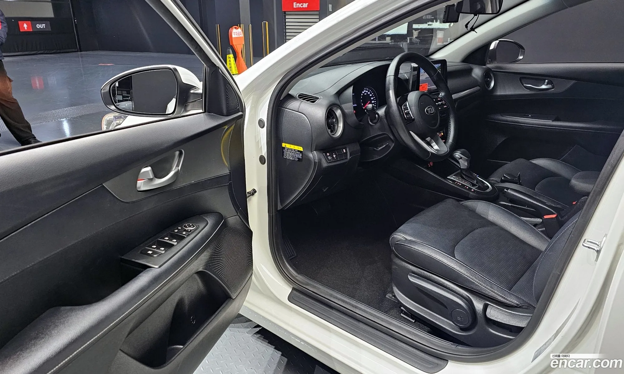 Kia K3 2018 — 15