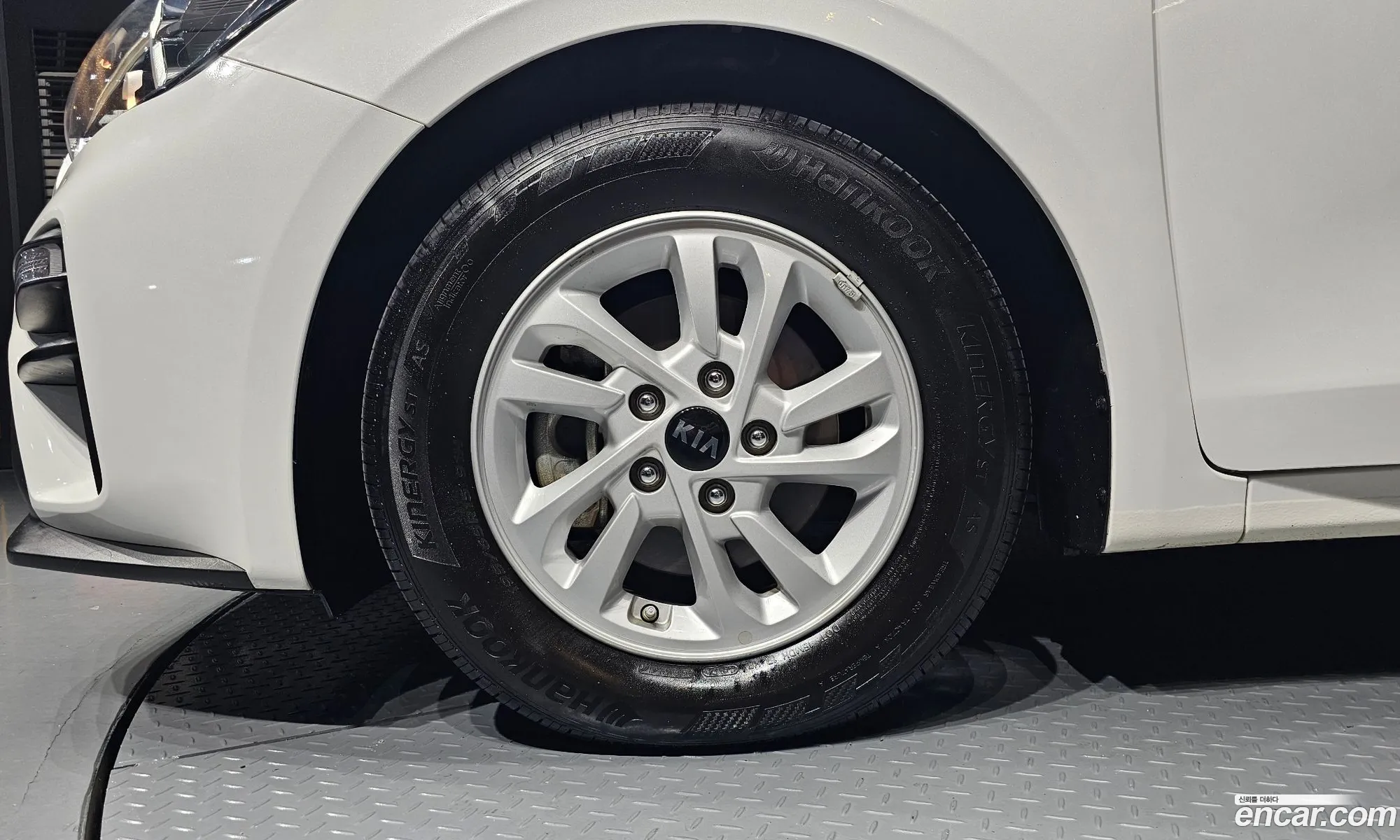 Kia K3 2018 — 3