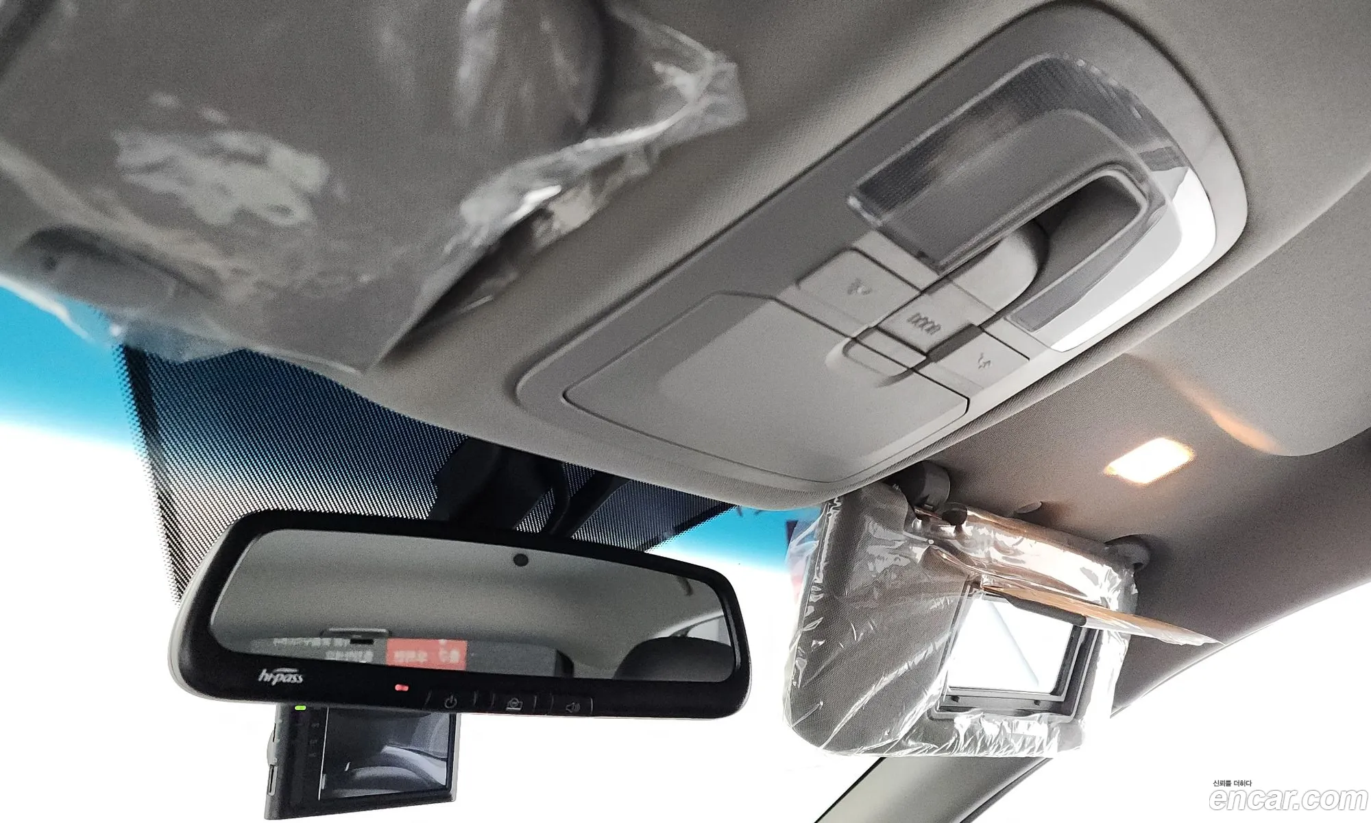 KG Mobility (SsangYong) Style Korando C 2018 — 12