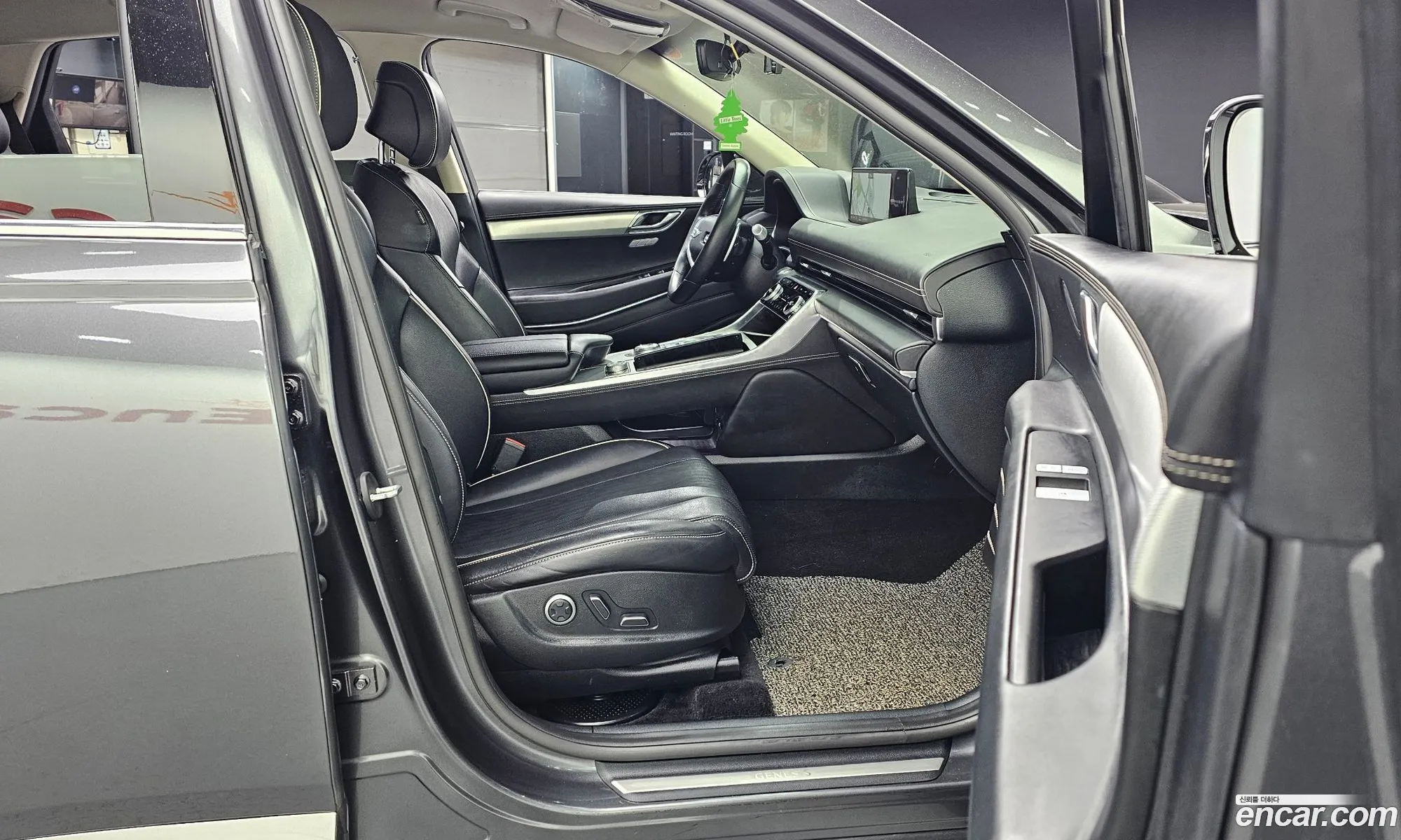Genesis GV80 2021 — 15