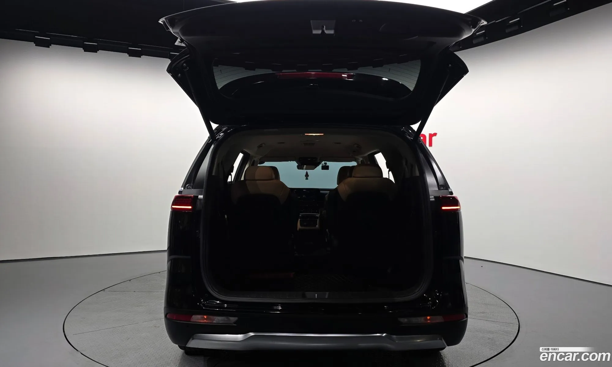 Kia Carnival 2021 KNANE81BBMS093856 — 16