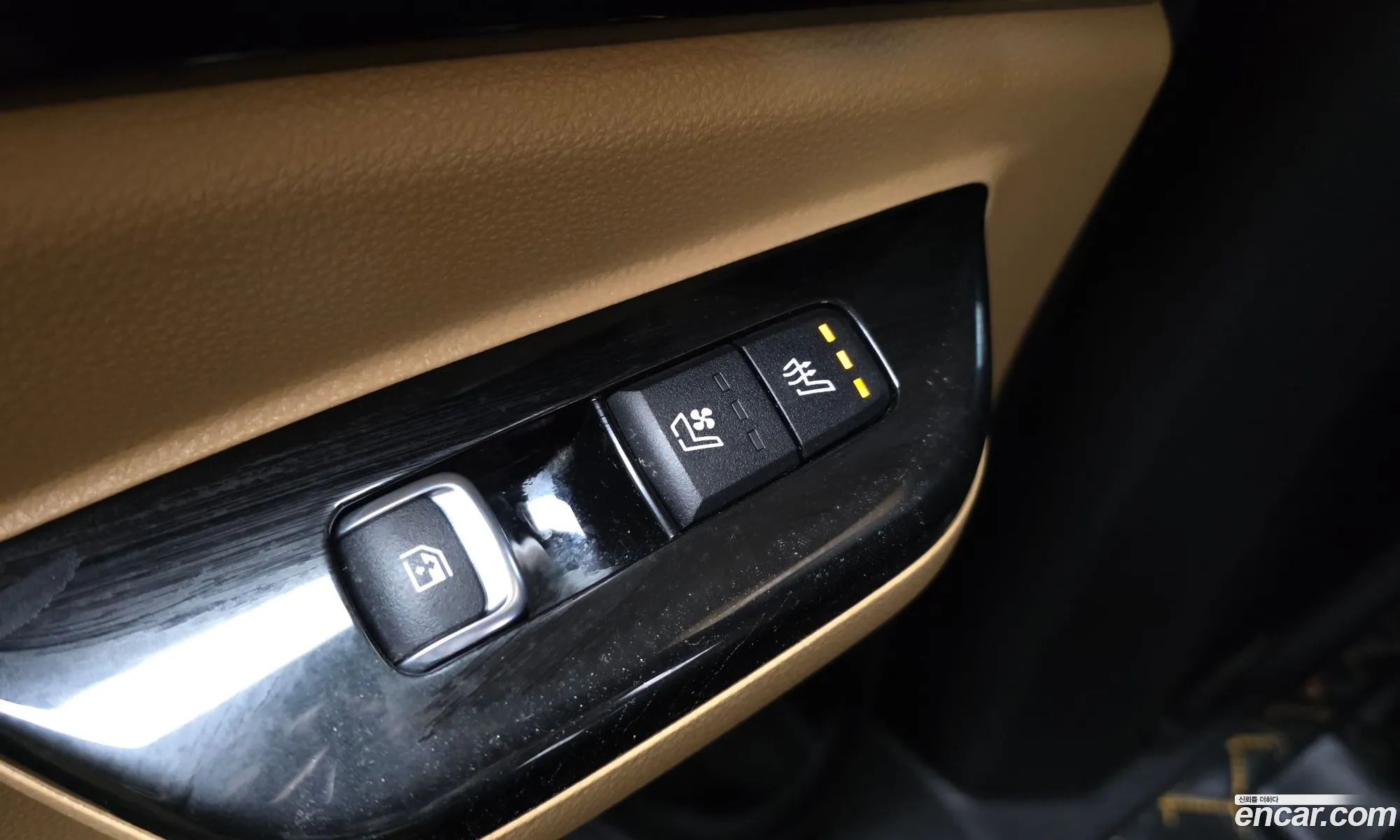 Kia Carnival 2021 KNANE81BBMS093856 — 12