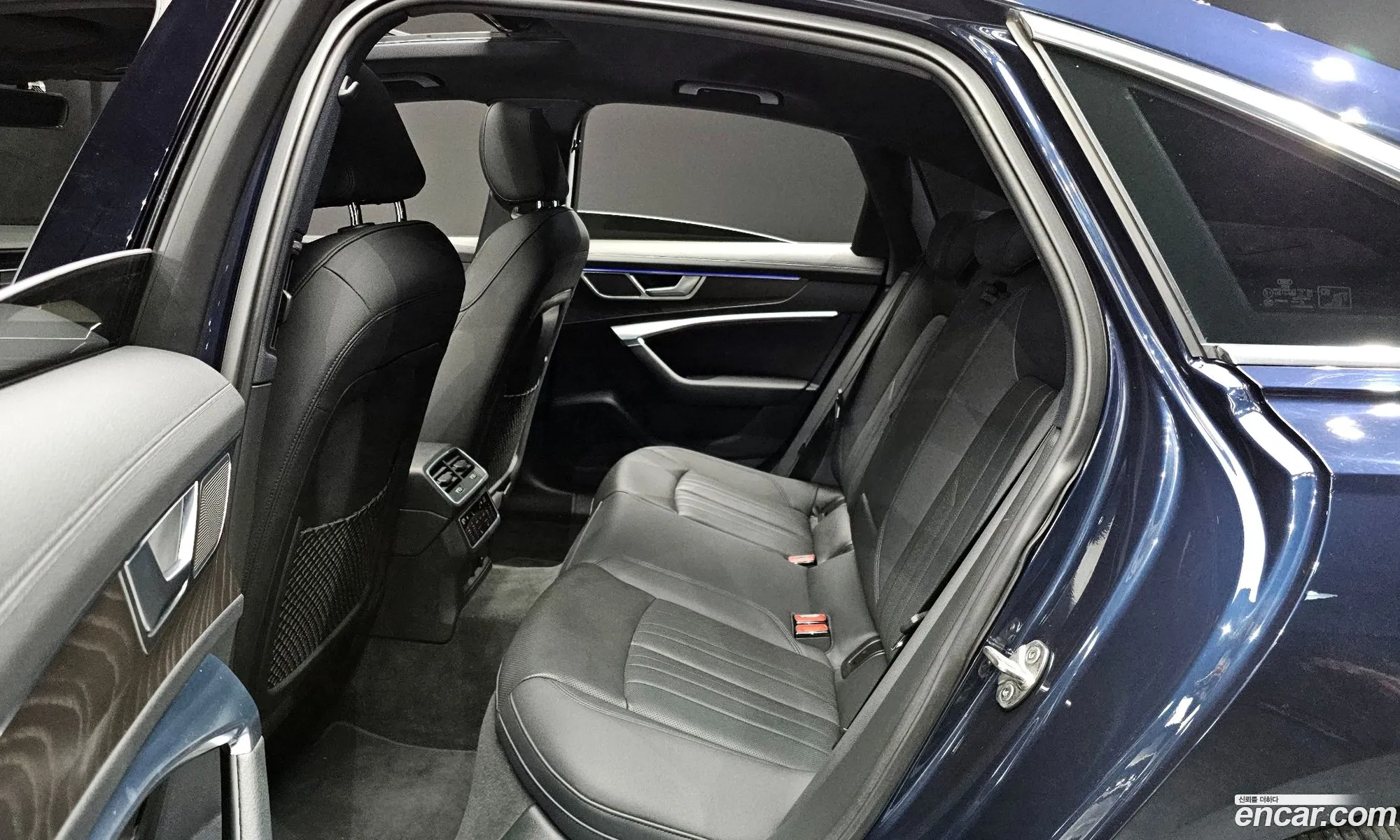 Audi A6 2021 — 11