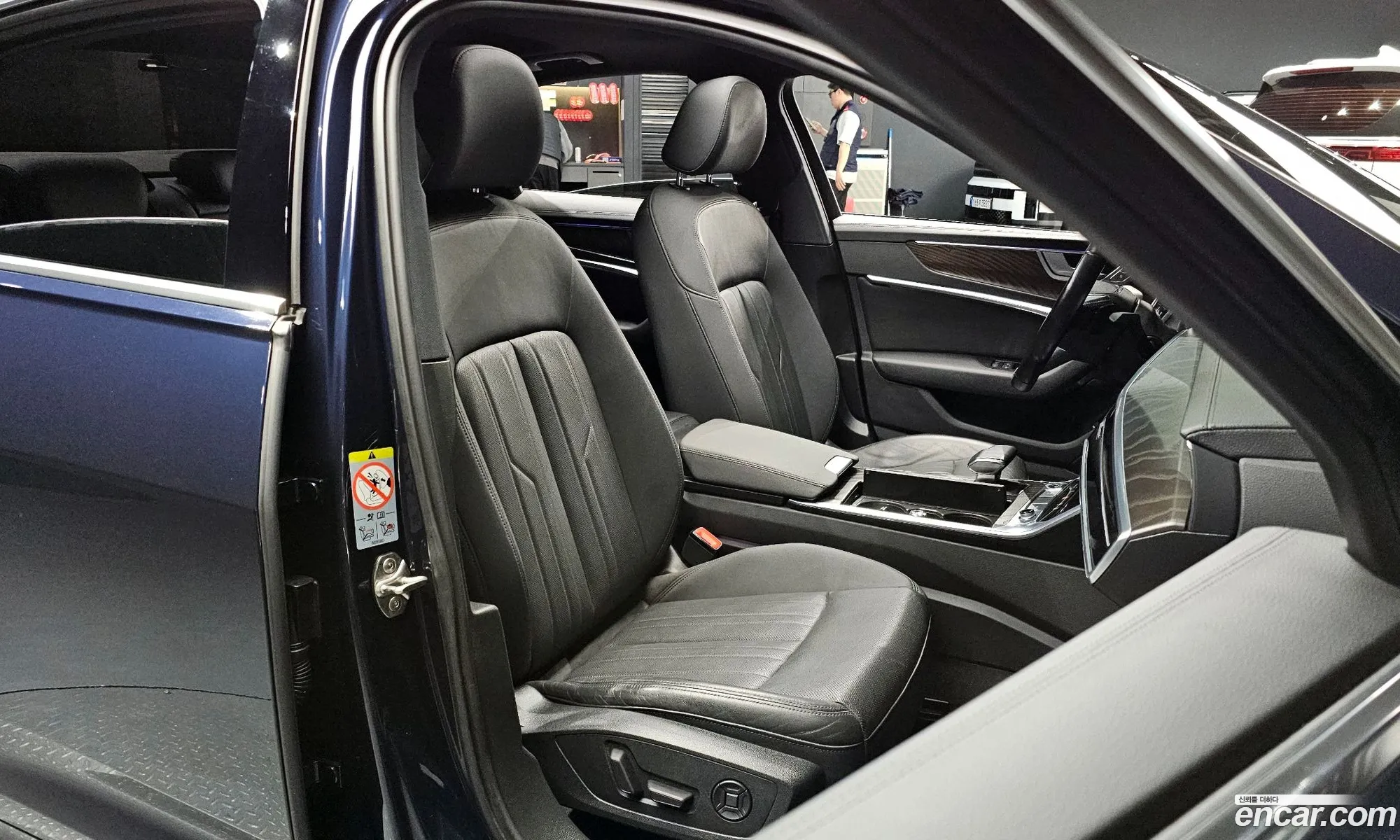 Audi A6 2021 — 14