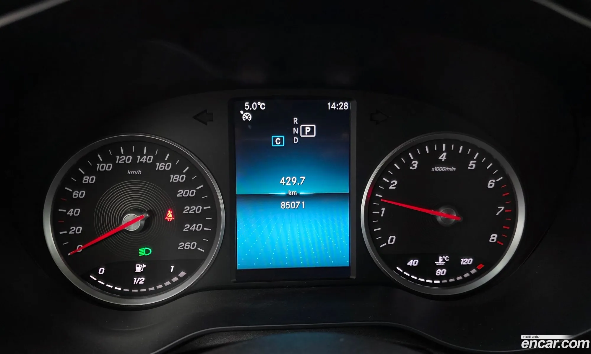 Mercedes-Benz C-Class W205 2019 — 18