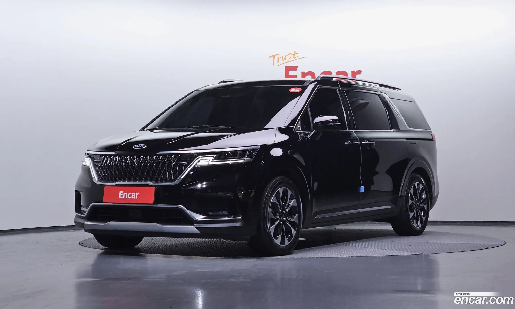 Kia Carnival 2021 KNANC81BBMS107149 — 2