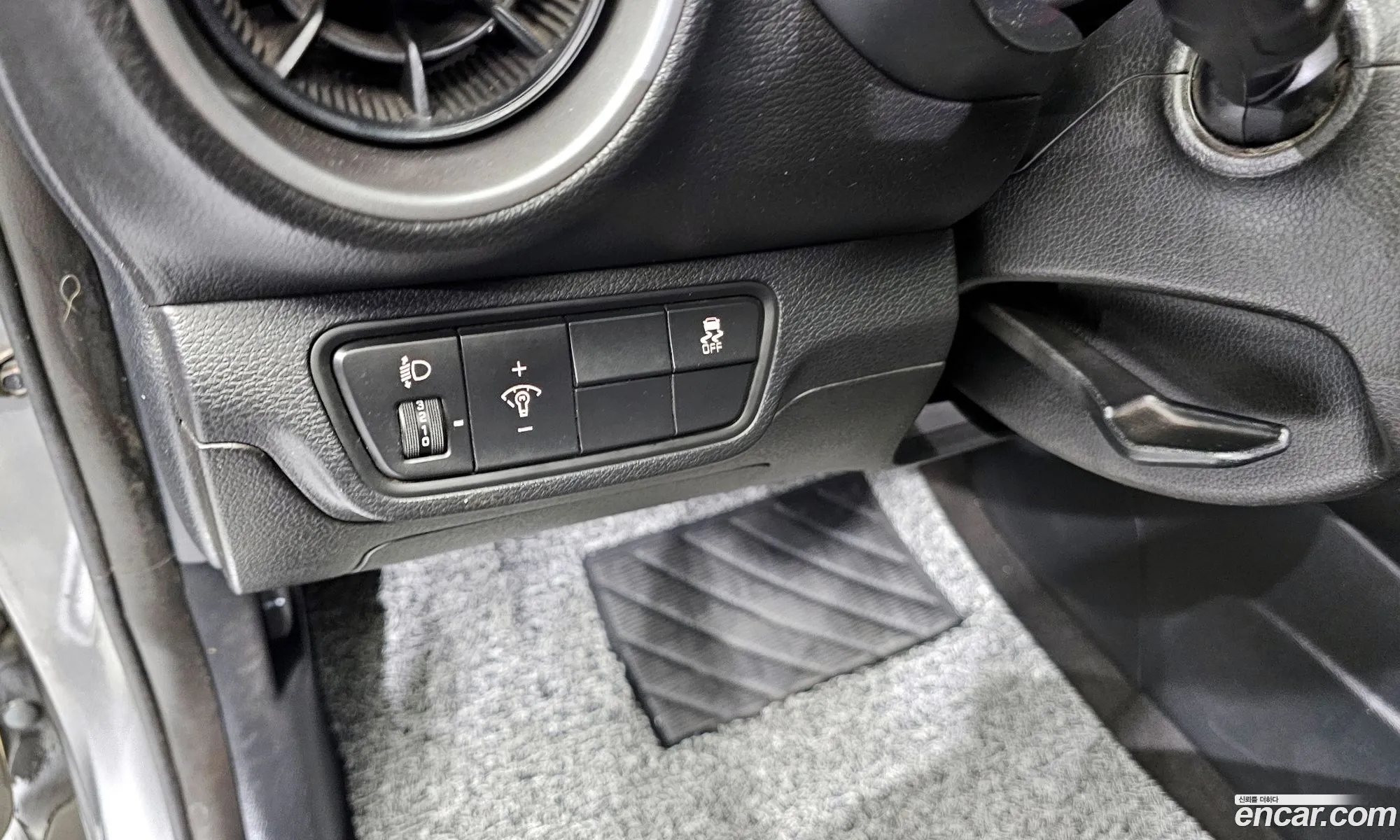 Kia K3 2018 — 14