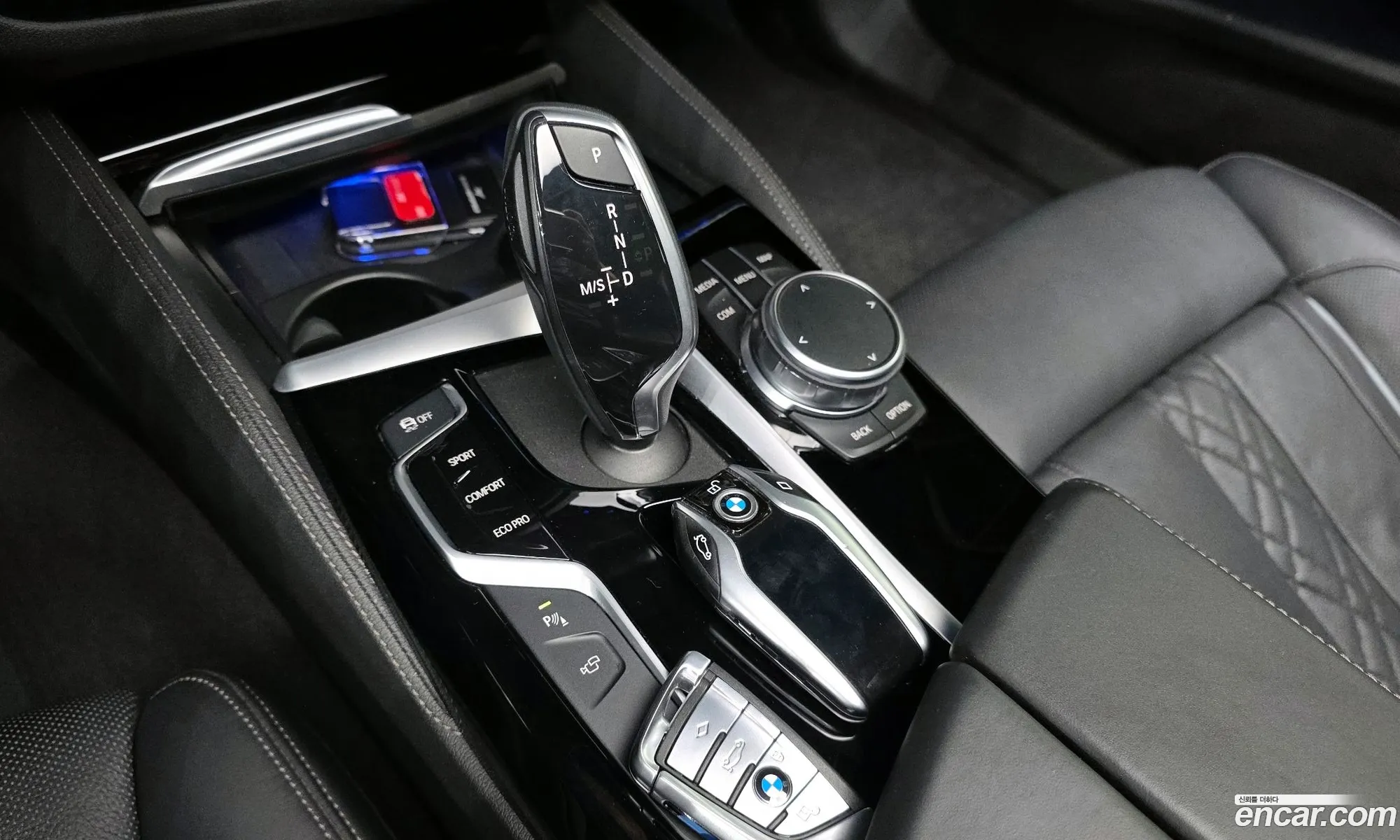 BMW 5 Series 2019 WBAJD3107KWW21516 — 2