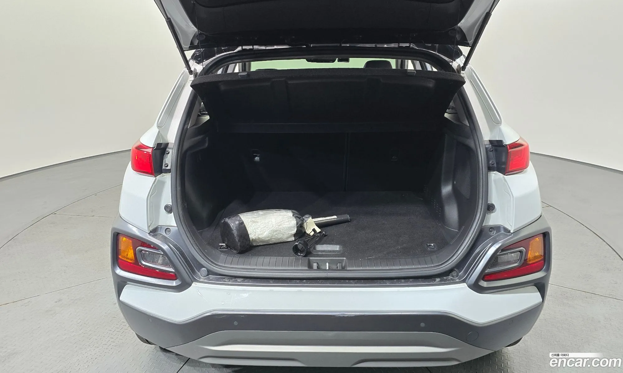 Hyundai Kona 2017 — 14