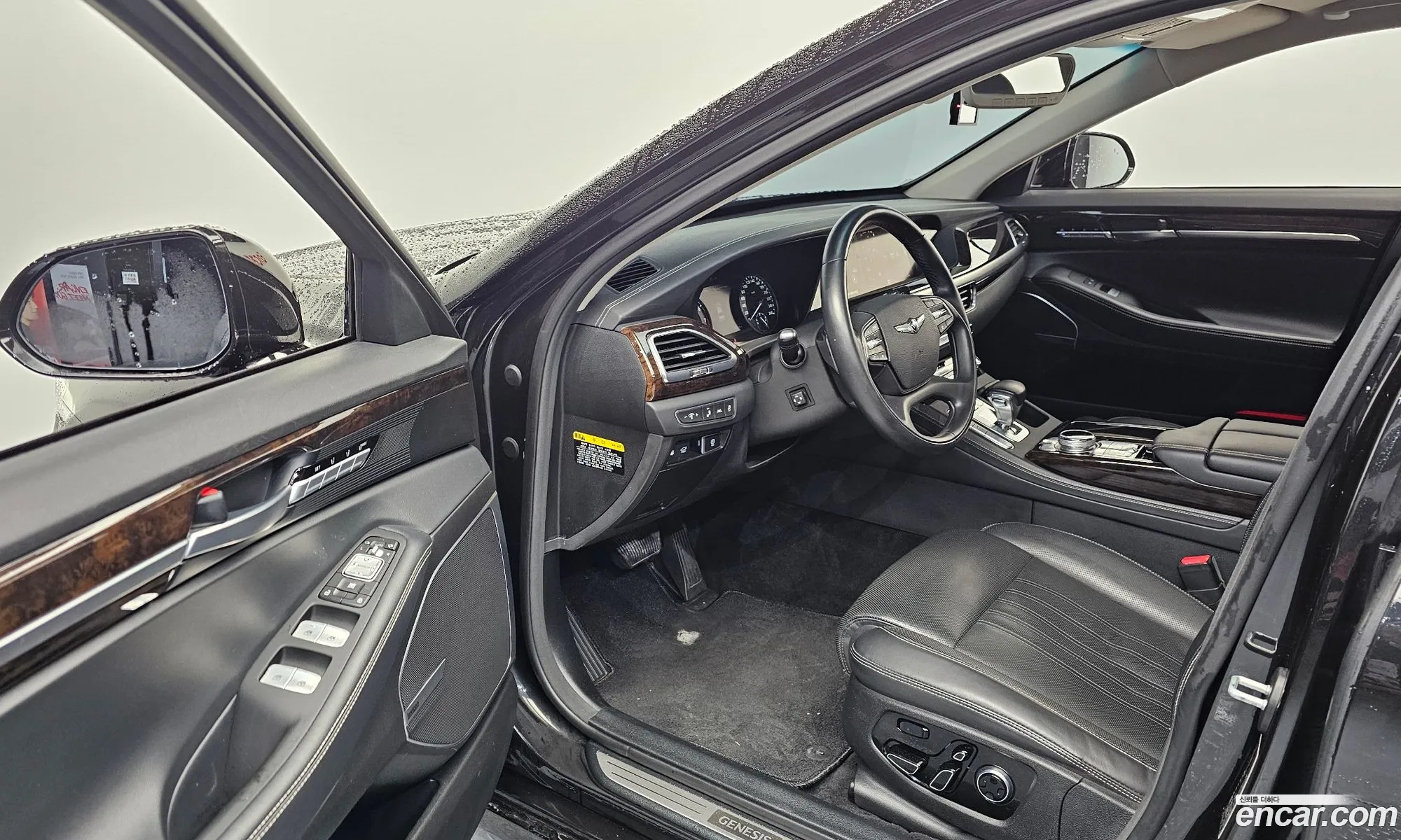 Genesis G90 2018 — 18