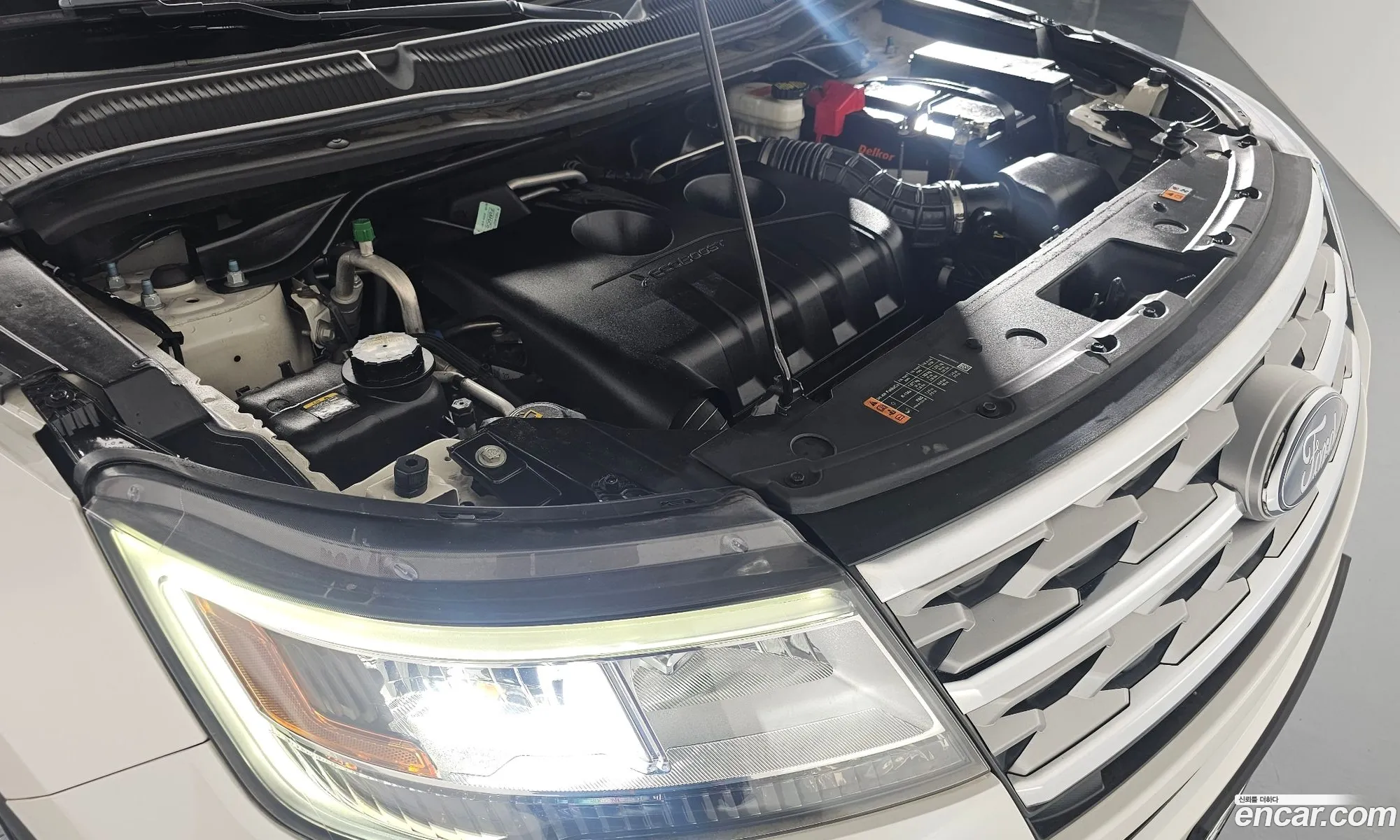 Ford Explorer 2018 — 18