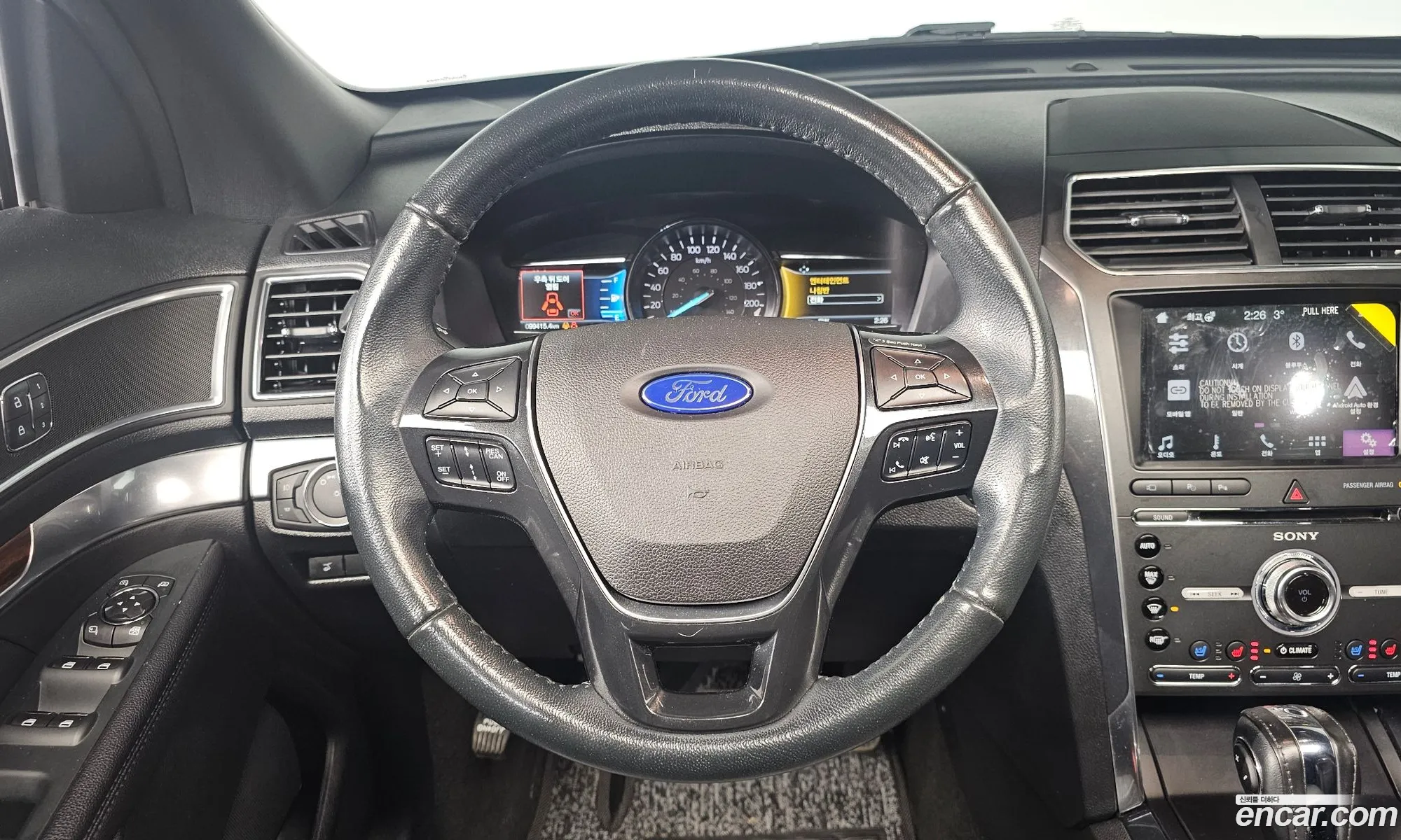 Ford Explorer 2018 — 12