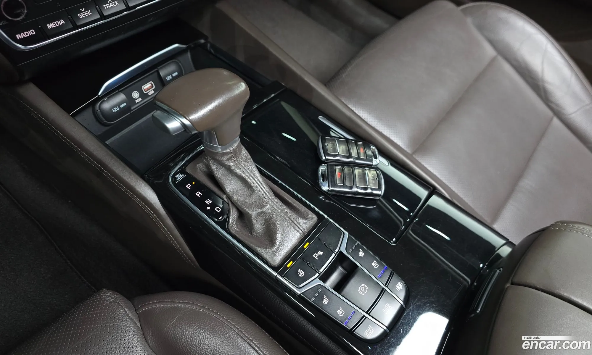 Kia K7 2017 — 12