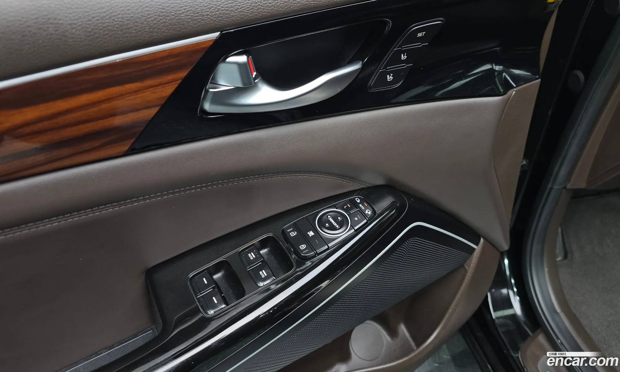 Kia K7 2017 — 19
