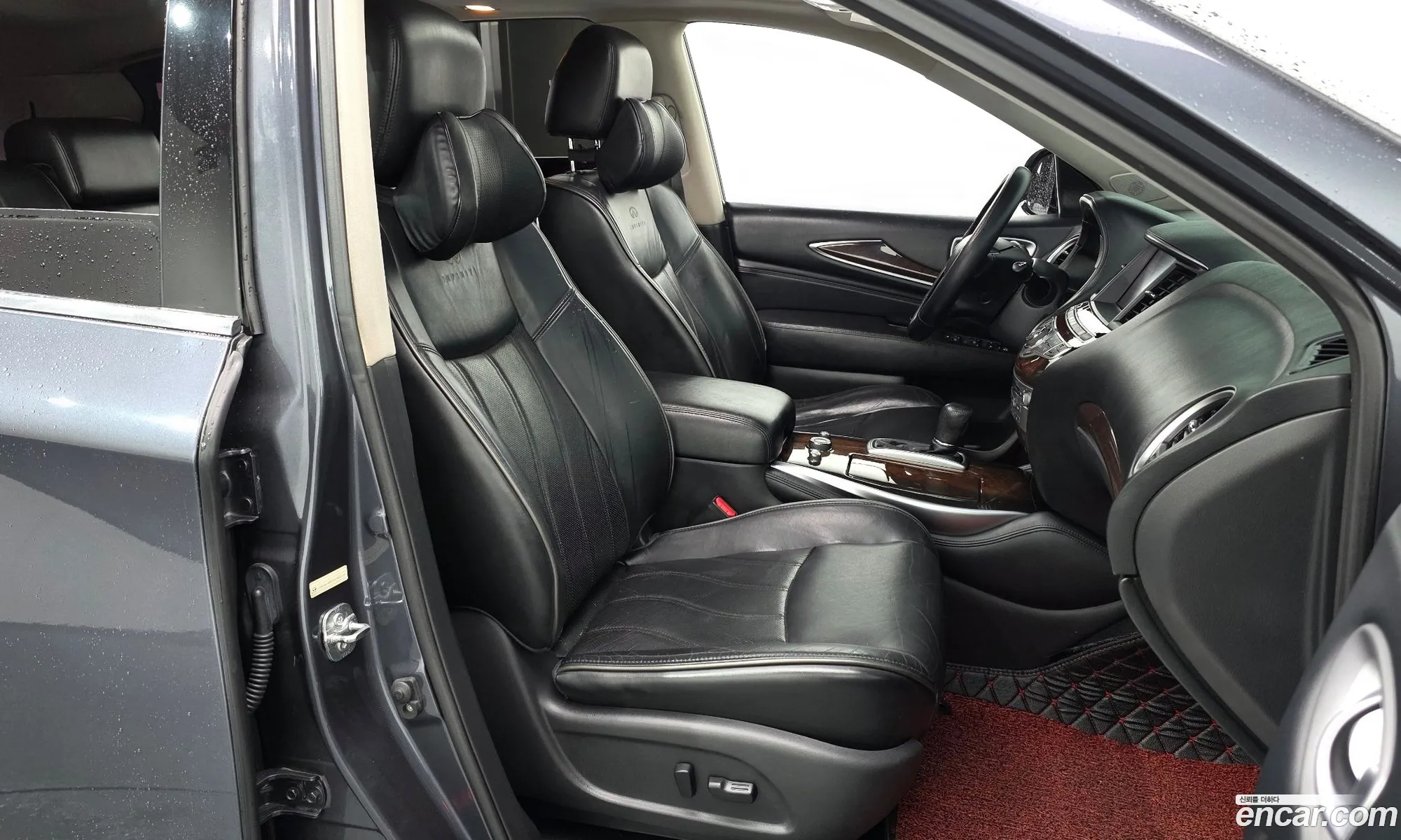 Infiniti JX35