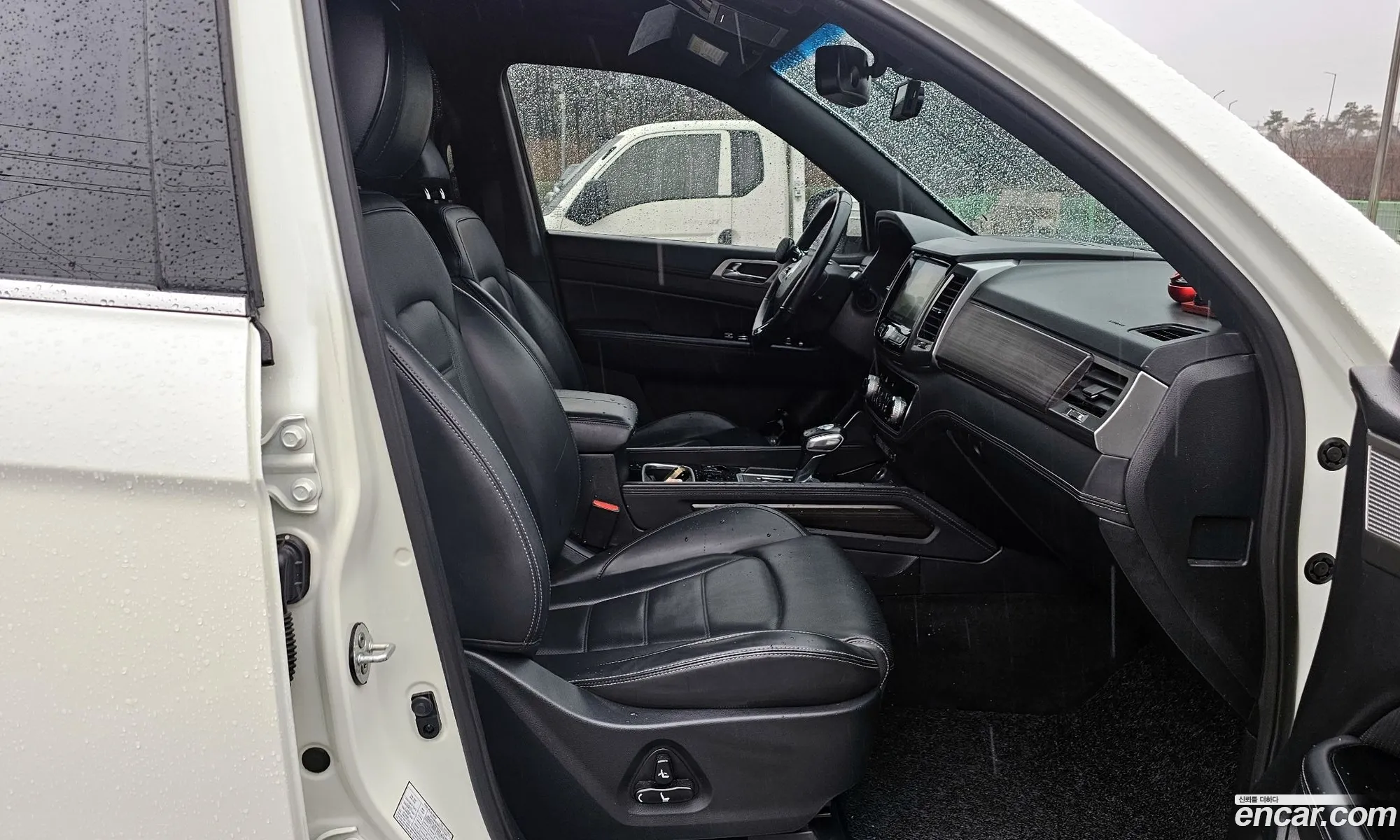 KG Mobility (SsangYong) G4 Rexton 2019 — 12