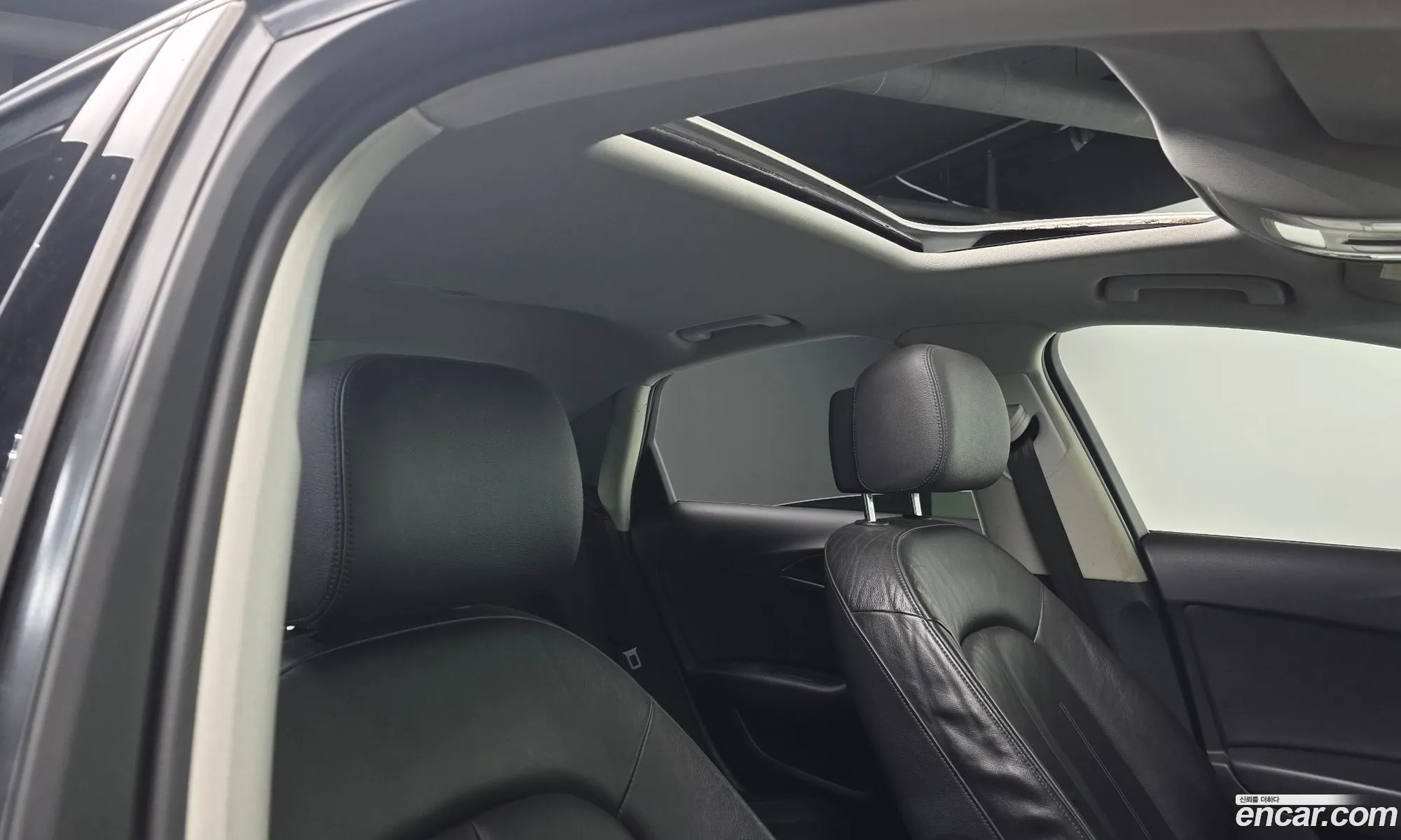Audi A6 2015 — 12