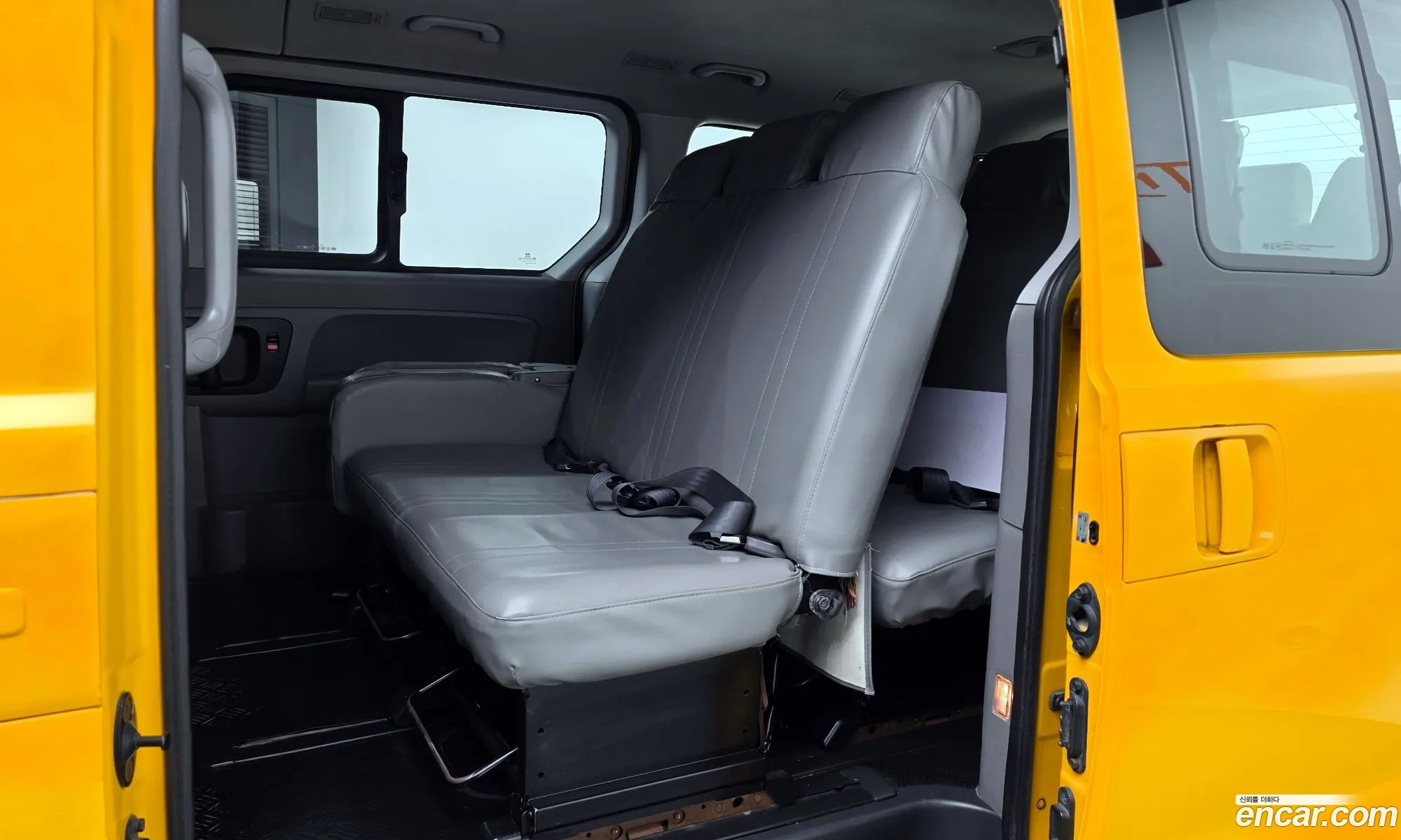 Hyundai Grand Starex 2014 — 12