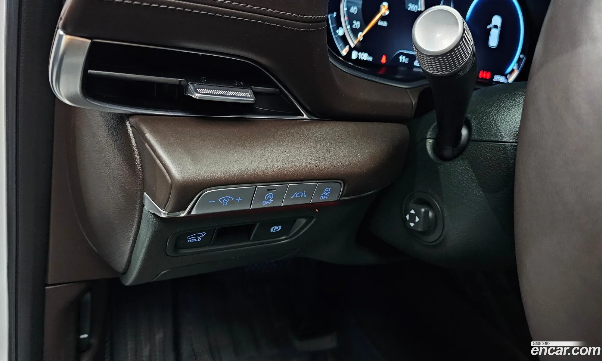 Genesis GV80 2021 — 16