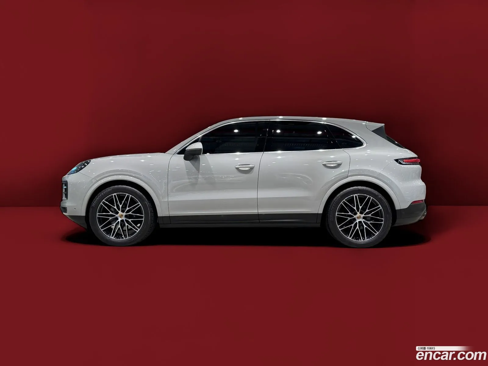 Porsche Cayenne 2023 — 17