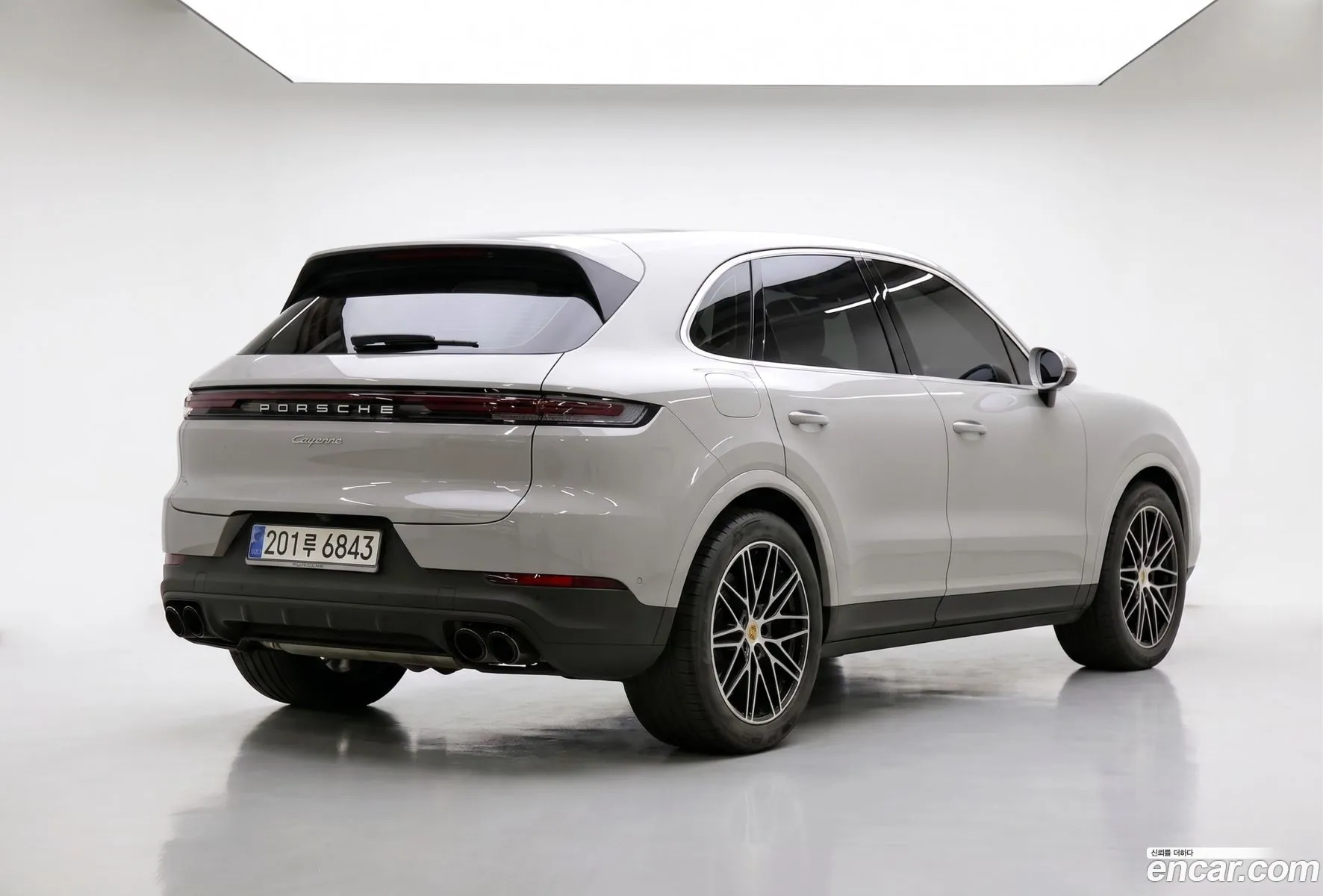 Porsche Cayenne 2023 — 3