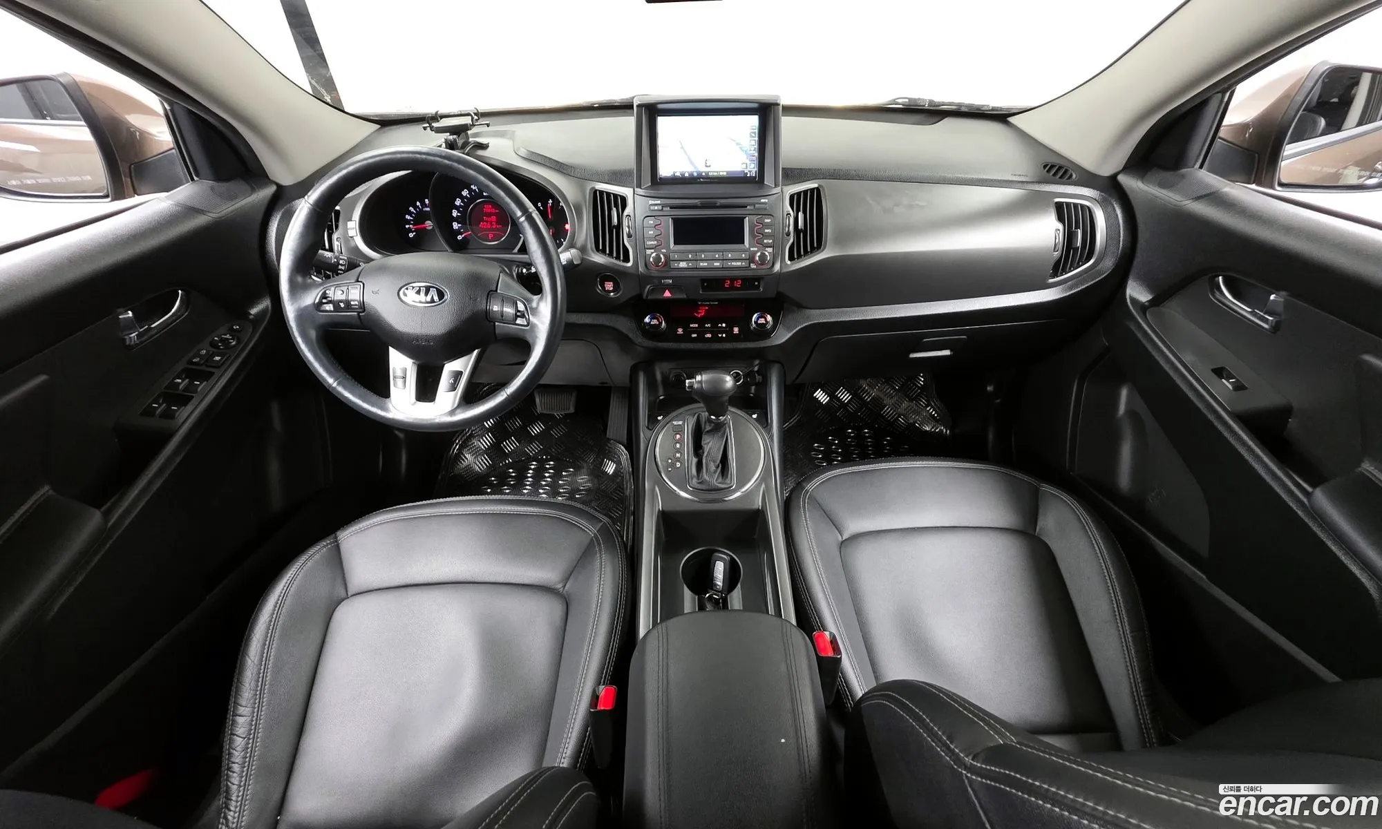Kia Sportage R 2012 — 17